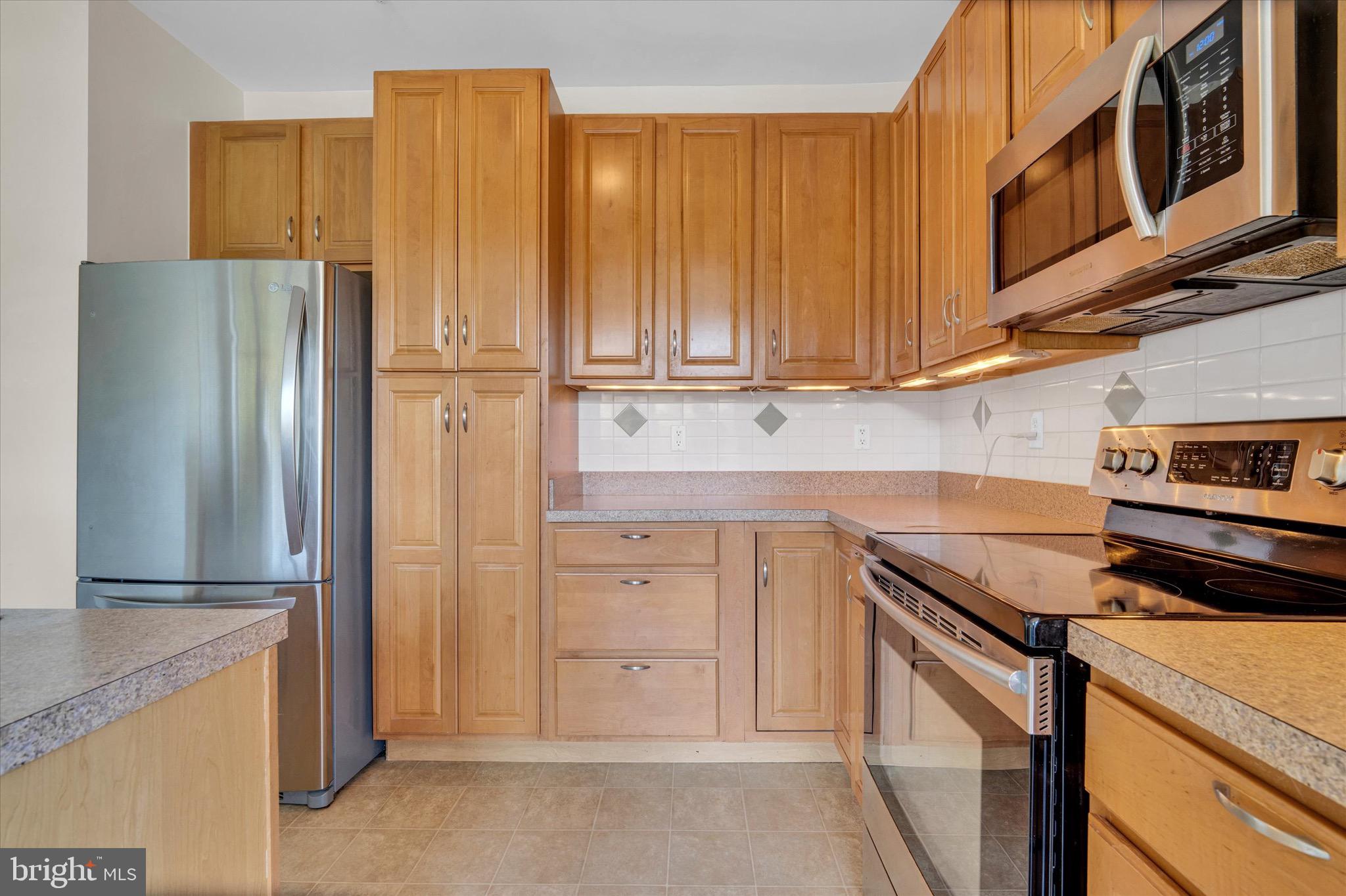 KINGS OVERLOOK - Residential