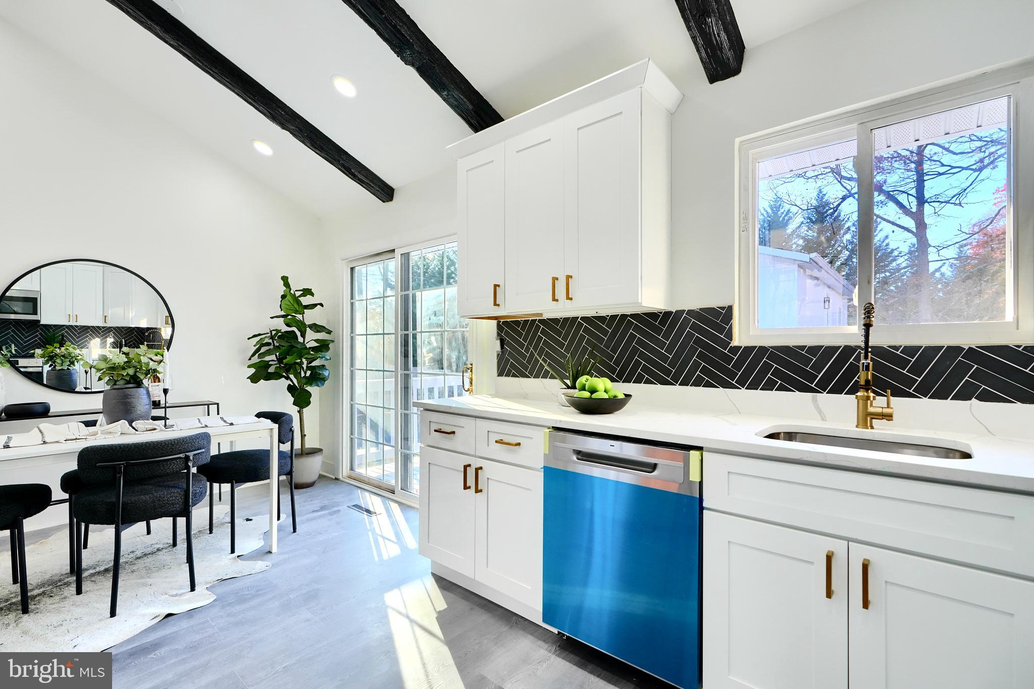 ST MARTINS RETREAT - Residential