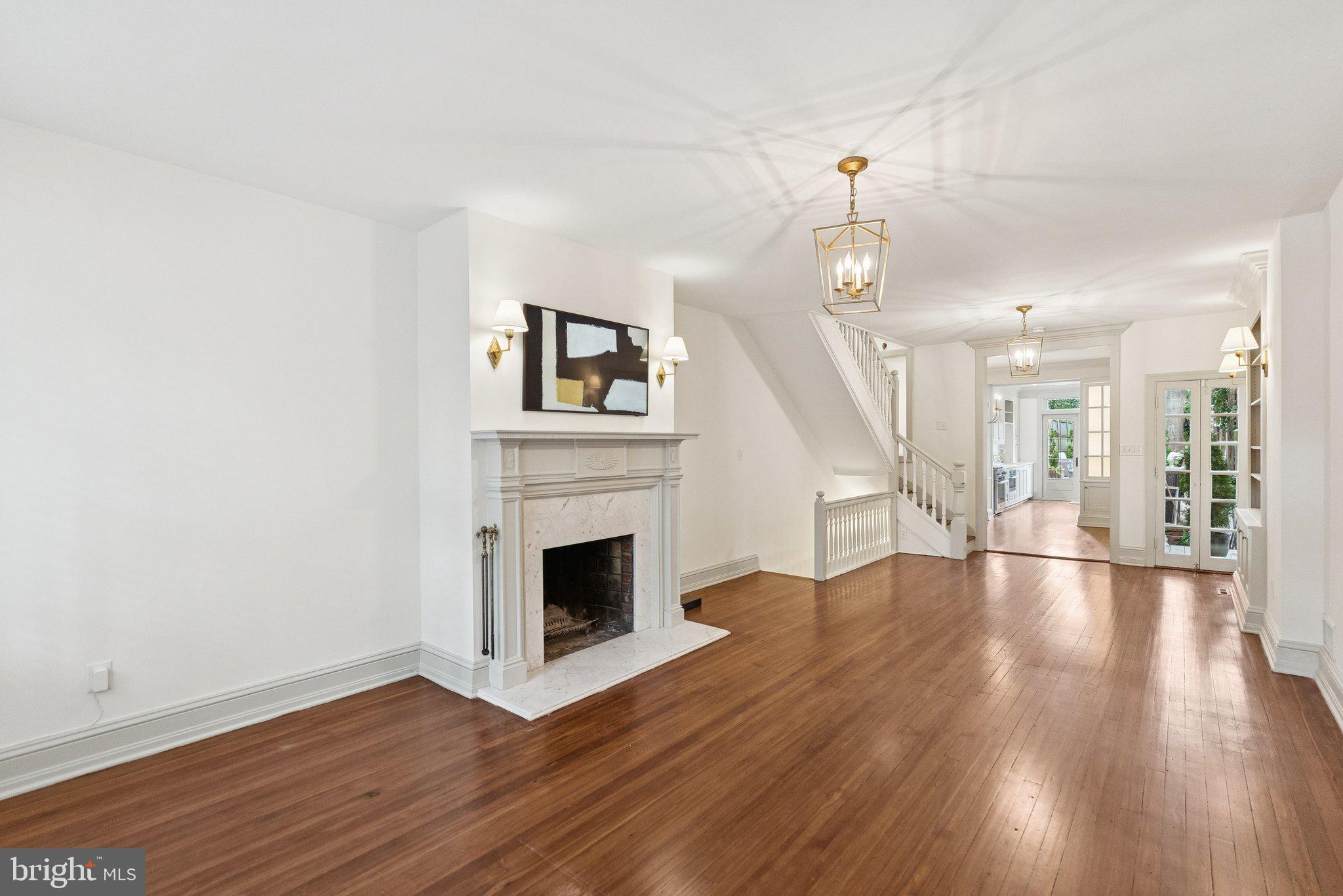 1218 28TH STREET NW