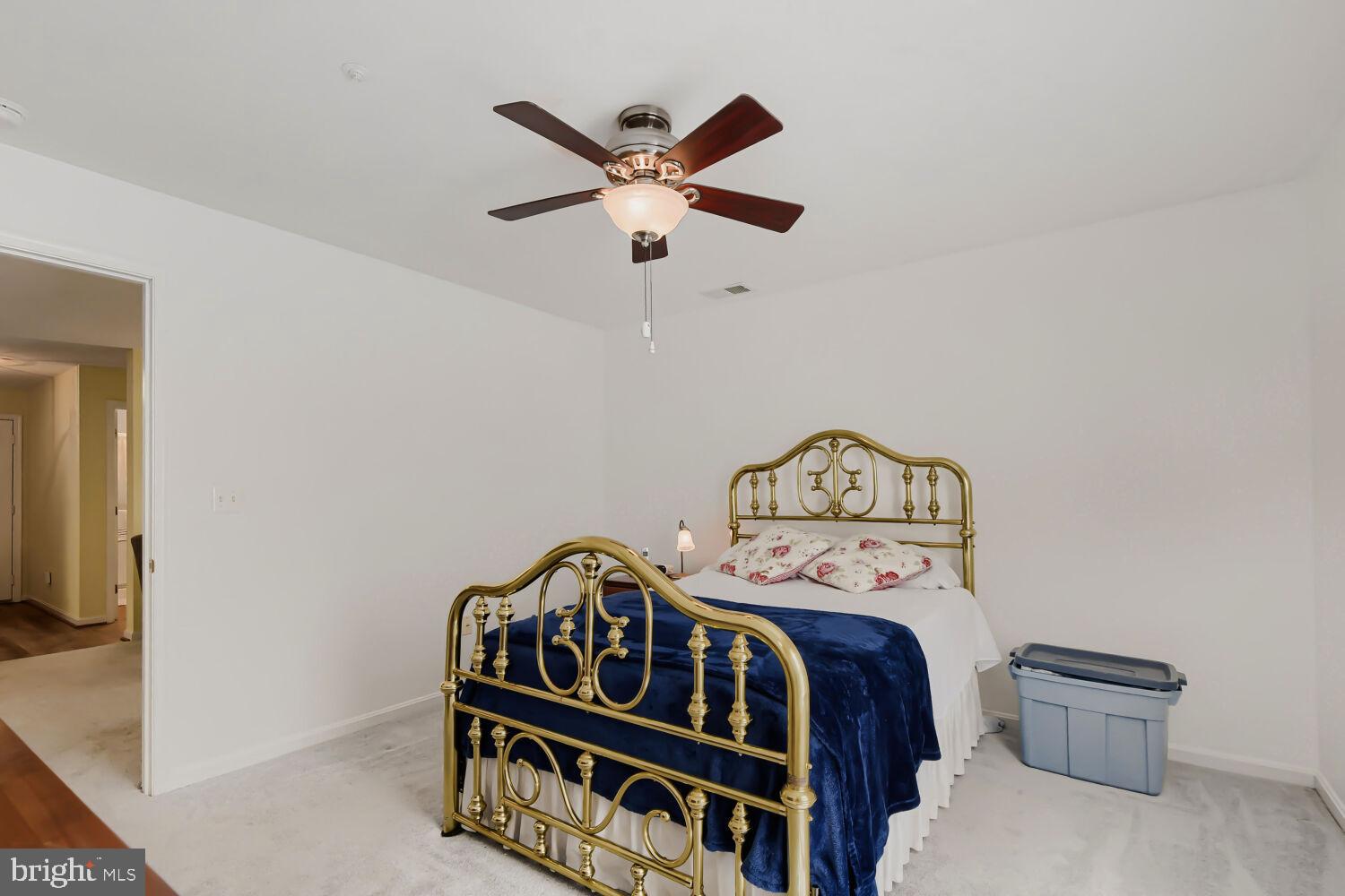 WINIFRED MANOR - Residential