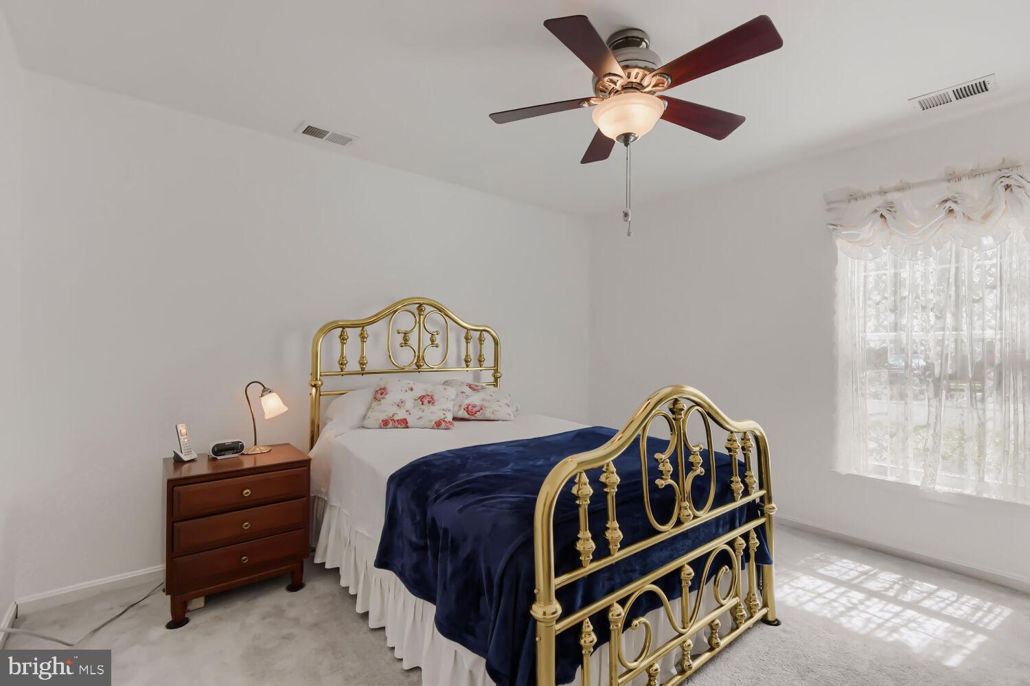 WINIFRED MANOR - Residential