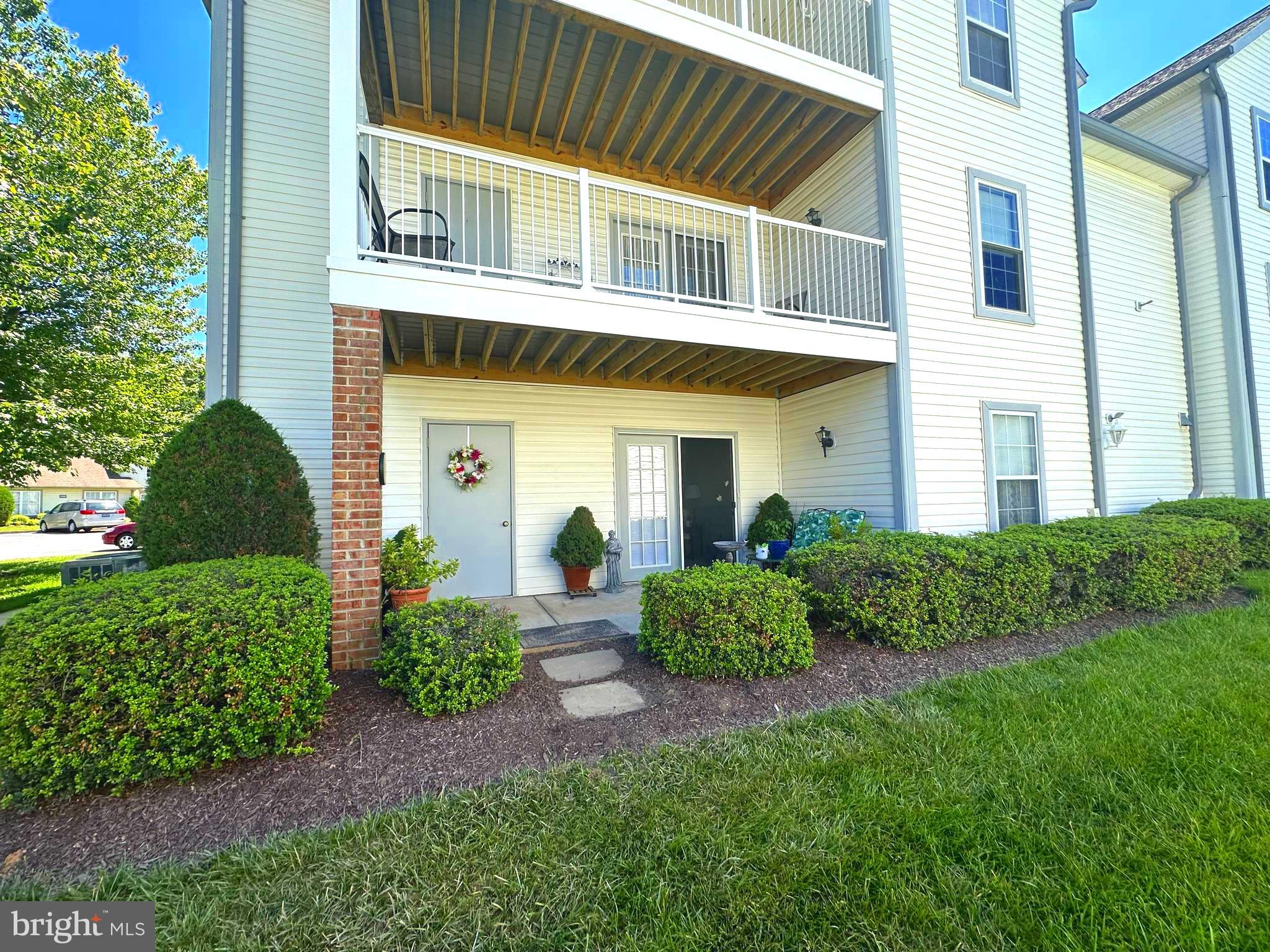 WINIFRED MANOR - Residential