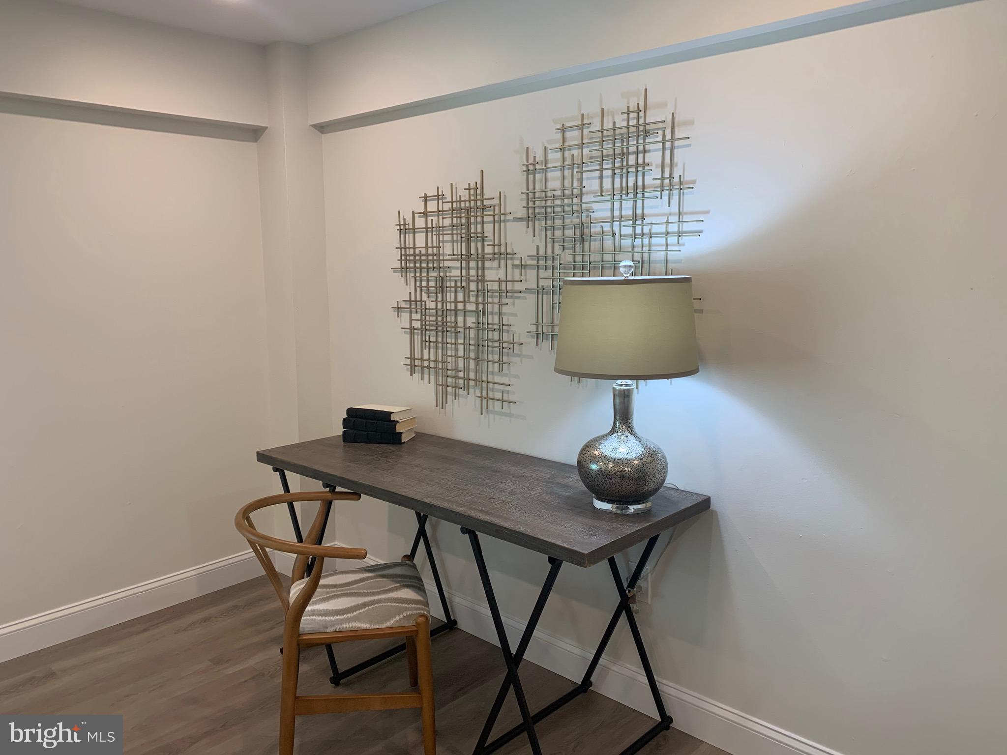 VIENNA VILLAGER CONDO - Residential