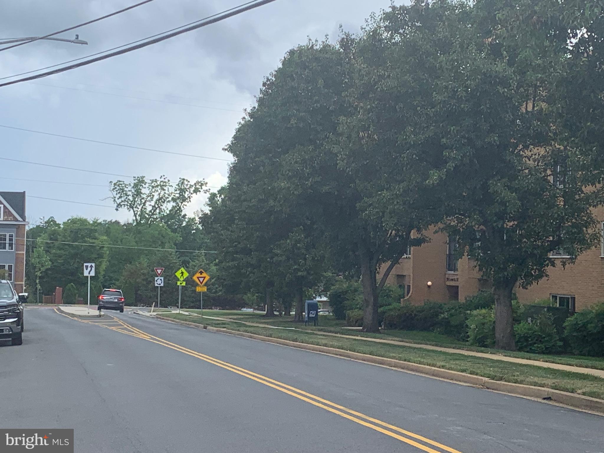 VIENNA VILLAGER CONDO - Residential