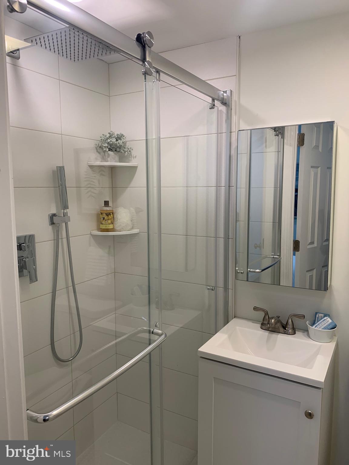 VIENNA VILLAGER CONDO - Residential