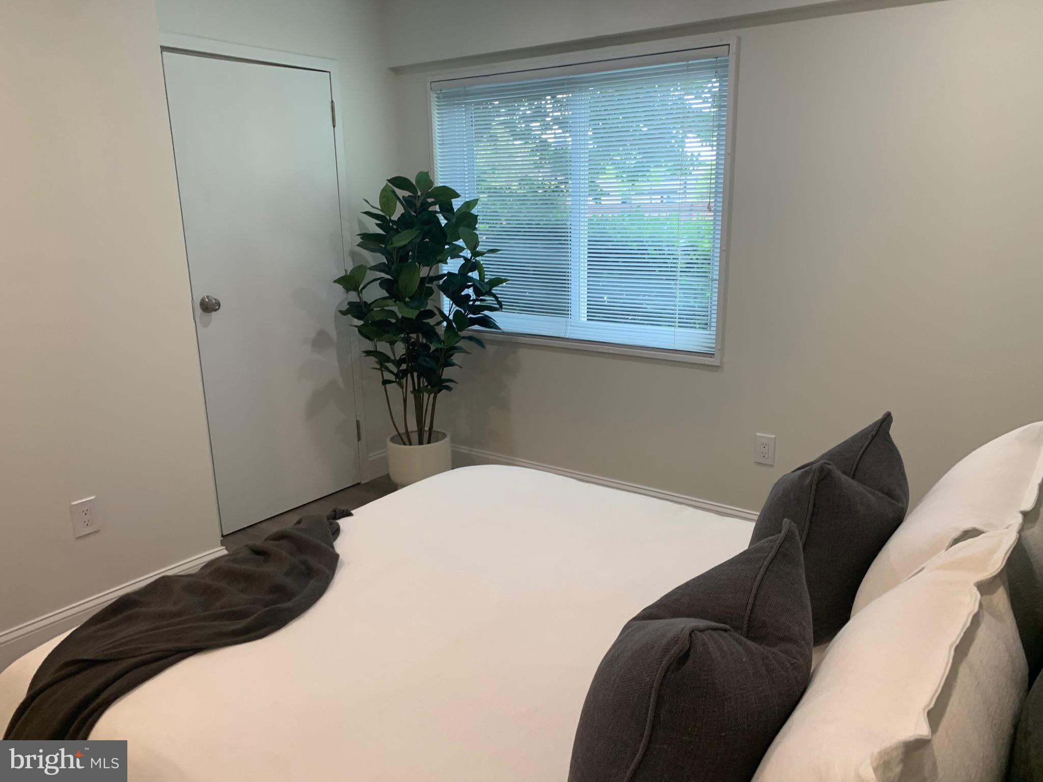 VIENNA VILLAGER CONDO - Residential