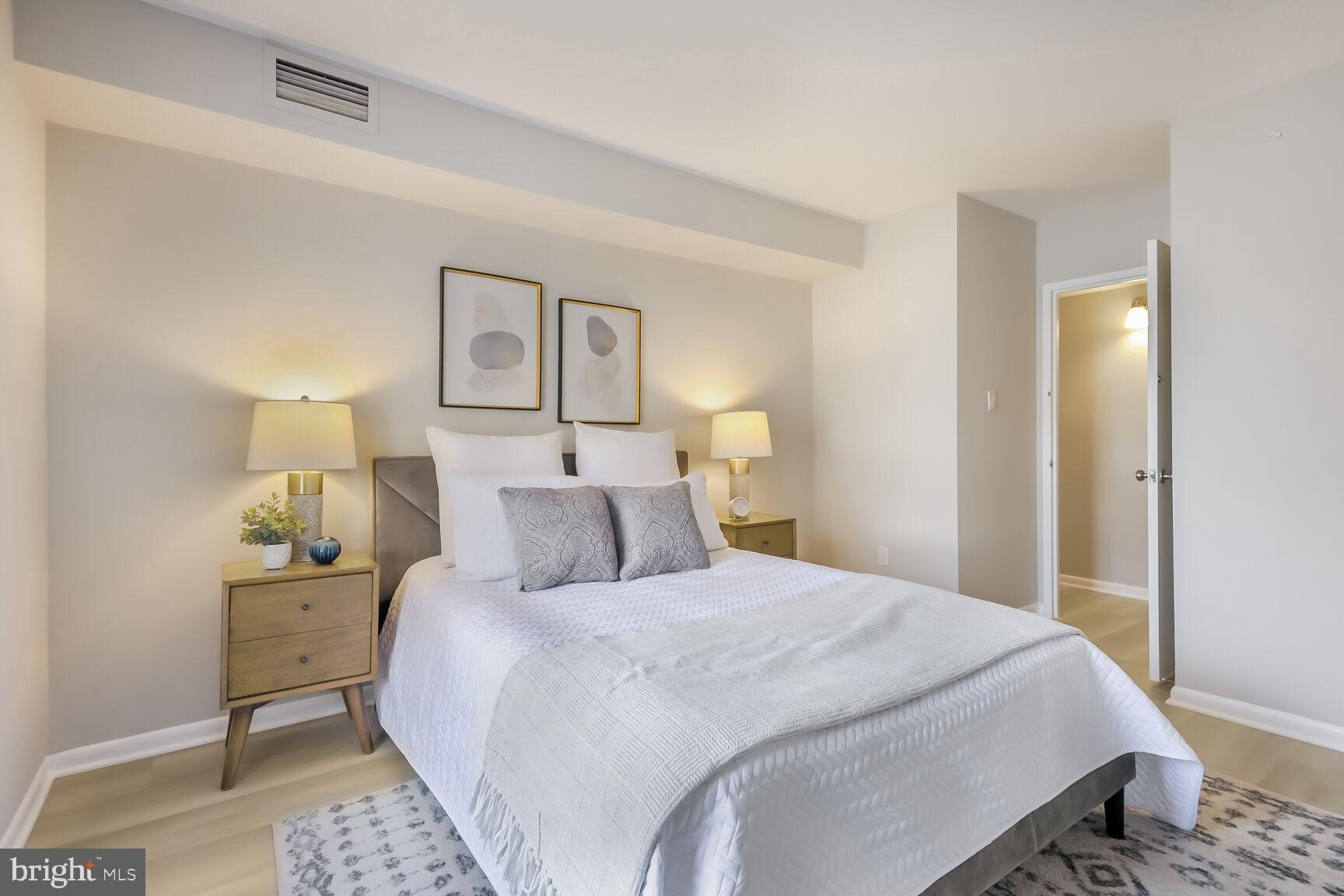 SHADOWOOD - Residential