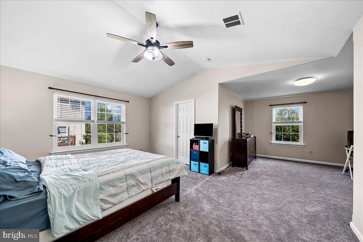 MONROE COURT - Residential