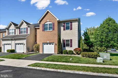 Townhouse For Sale - 4001 Sarah Court<br/> COLLEGEVILLE, PA 19426