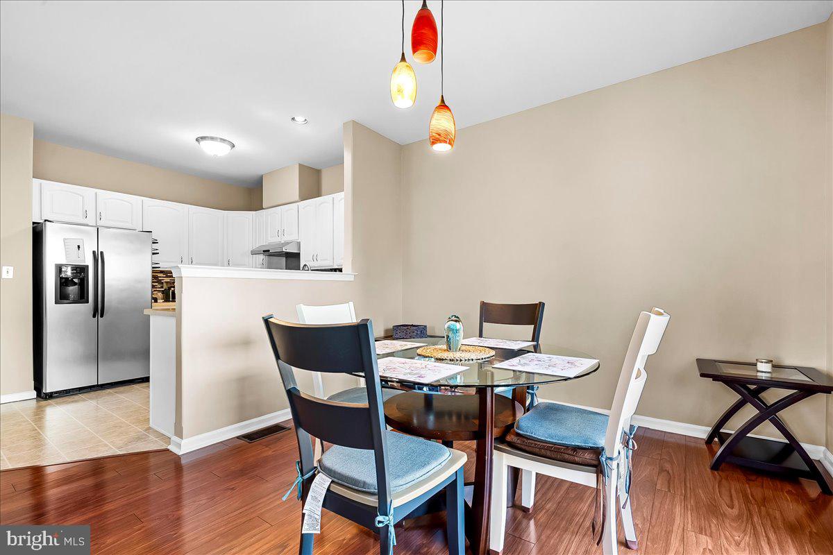 MONROE COURT - Residential
