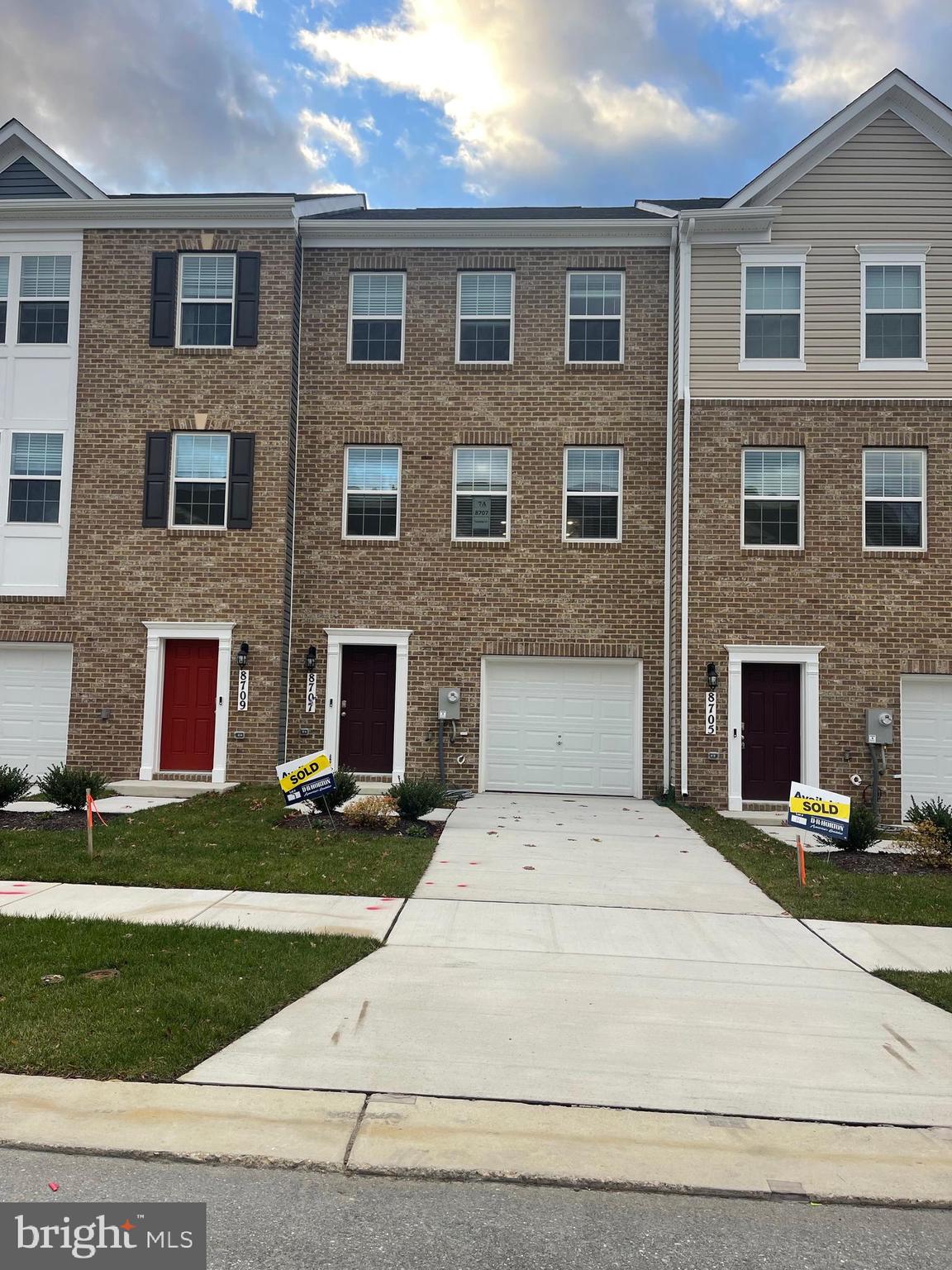 WOODYARD STATION - Residential Lease