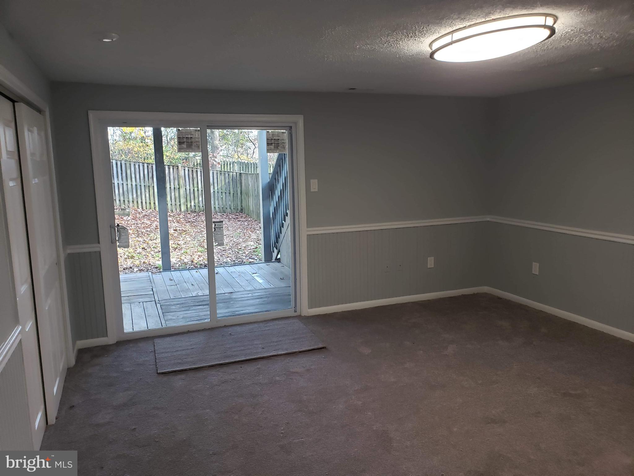 WOODBRIDGE CENTER - Residential