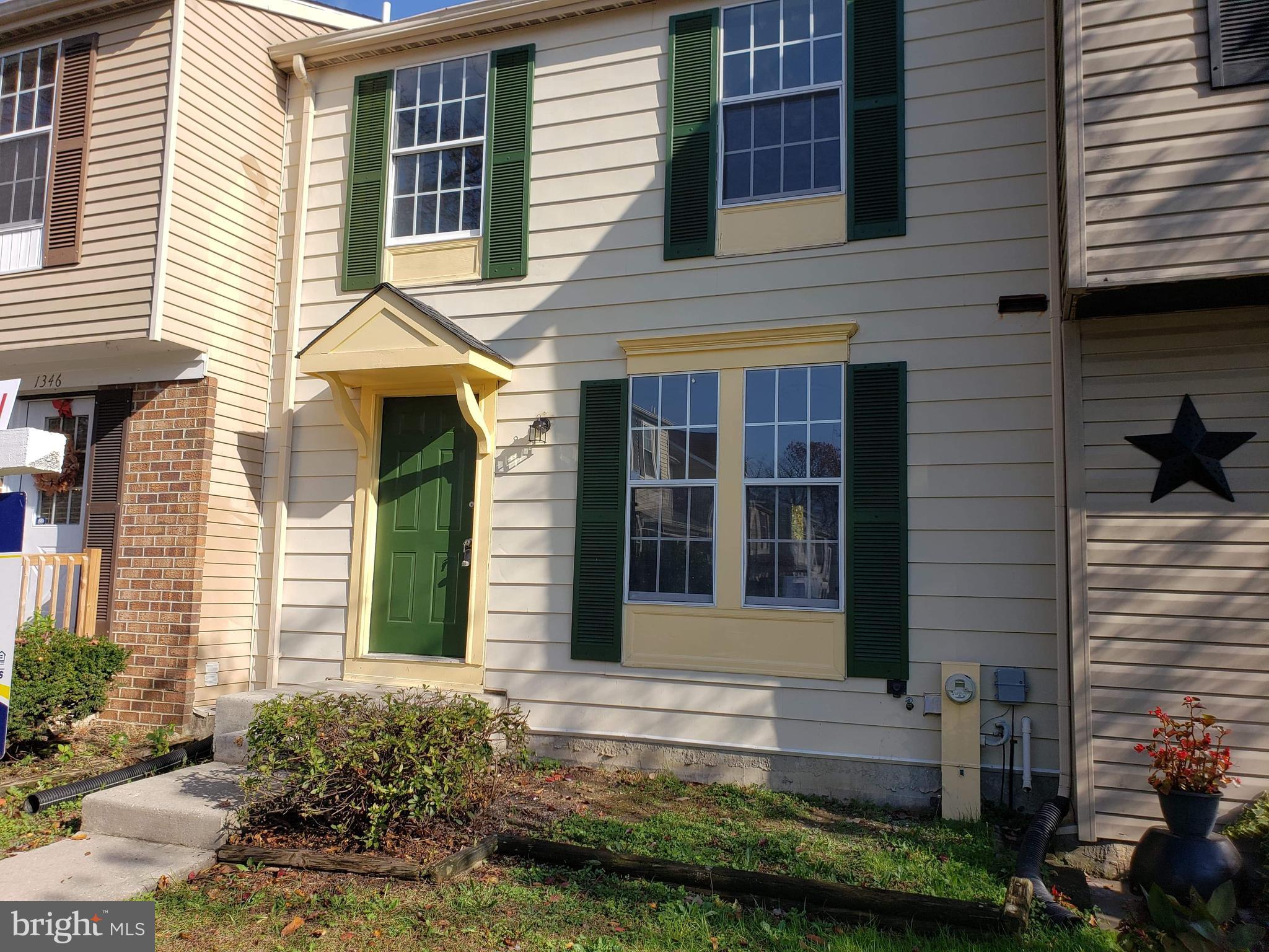 WOODBRIDGE CENTER - Residential