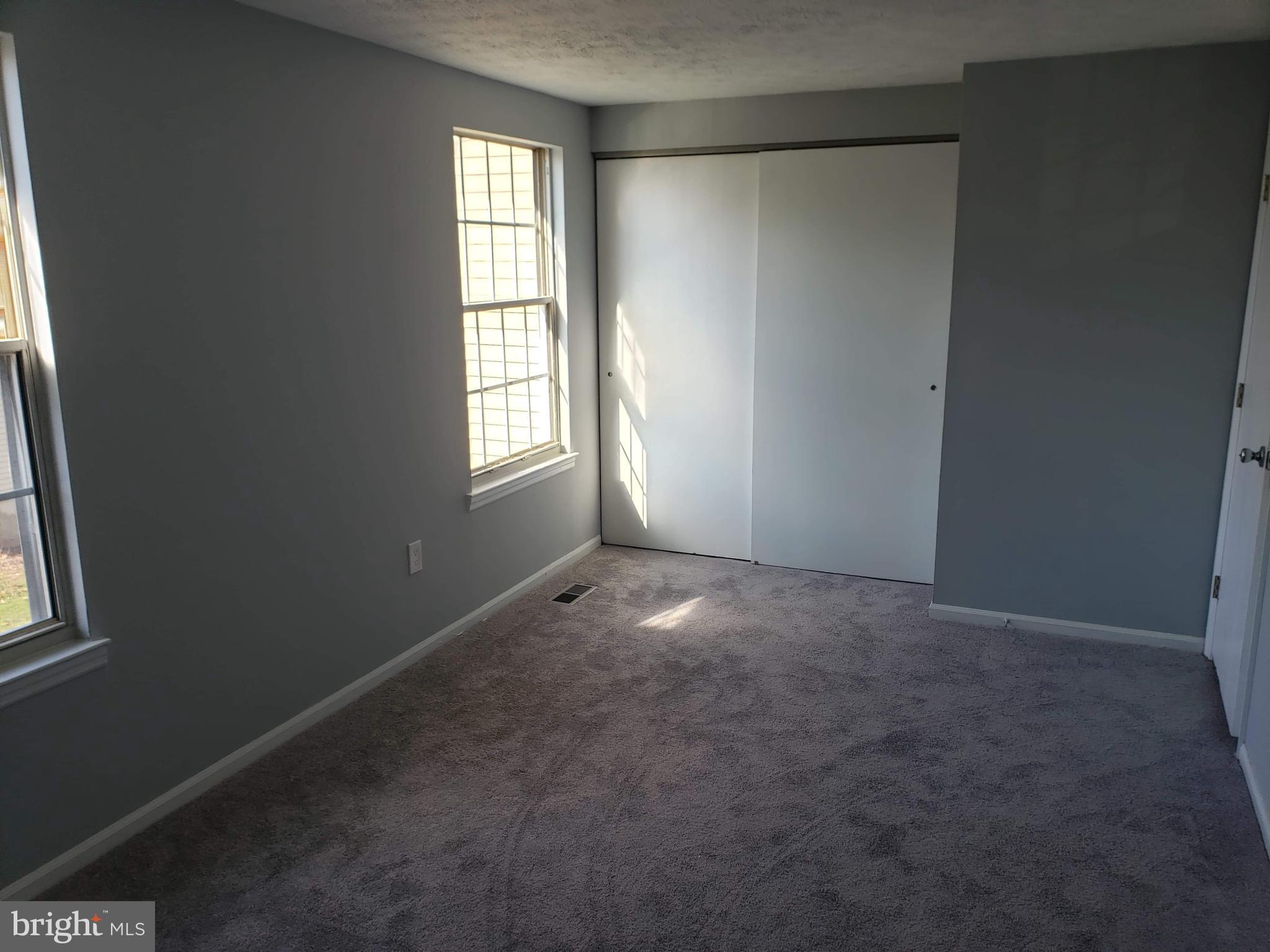 WOODBRIDGE CENTER - Residential