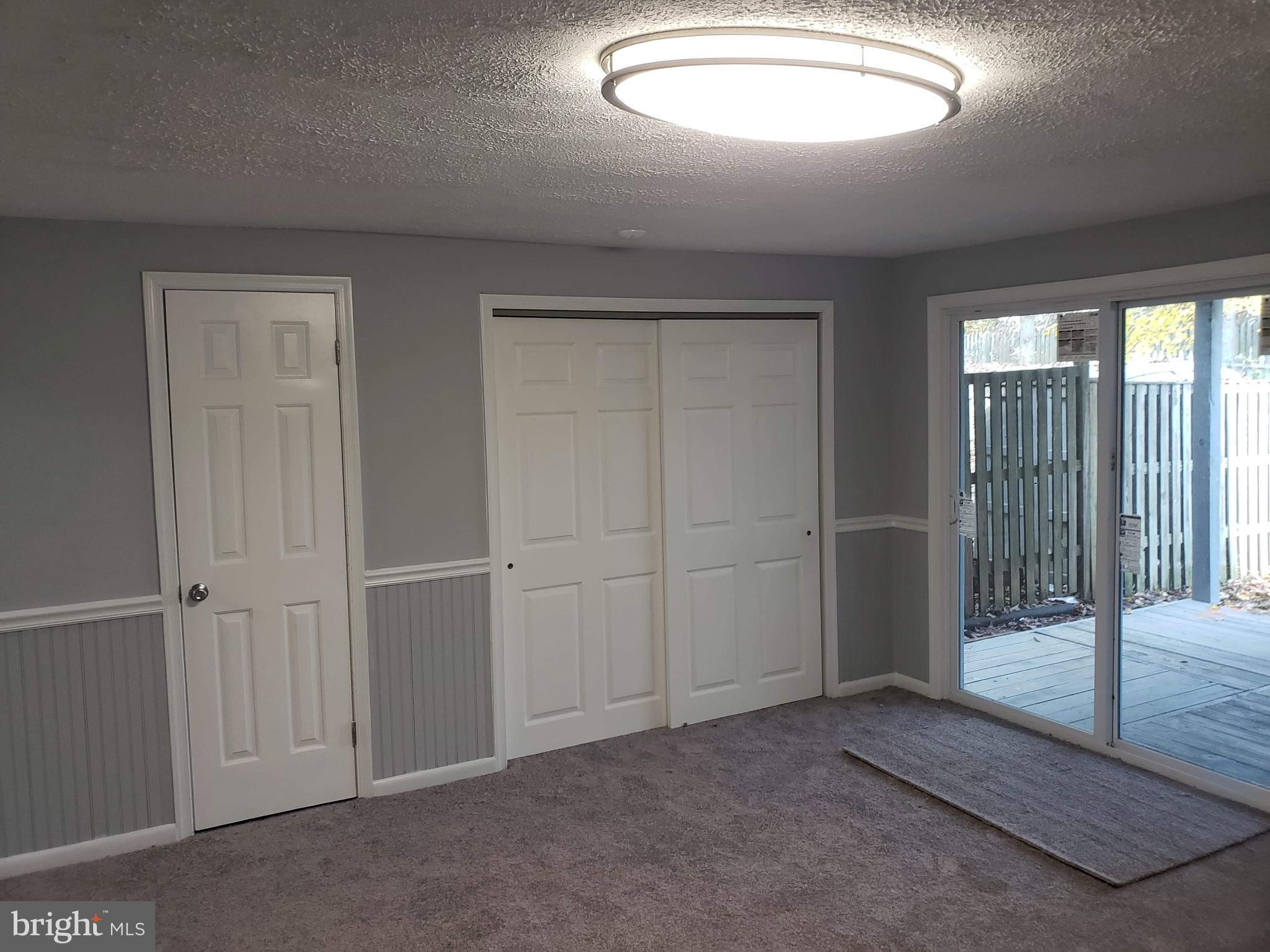 WOODBRIDGE CENTER - Residential