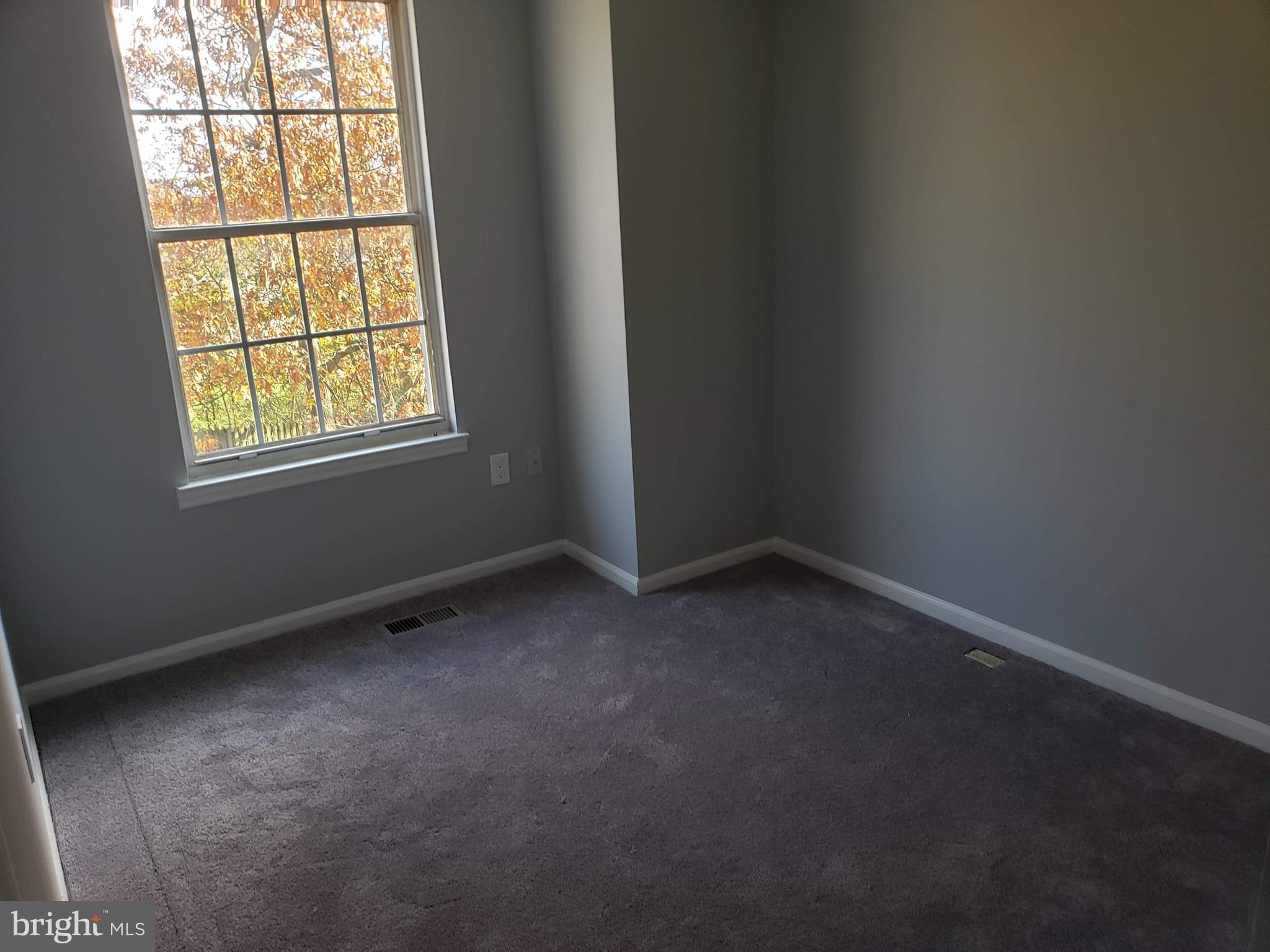 WOODBRIDGE CENTER - Residential