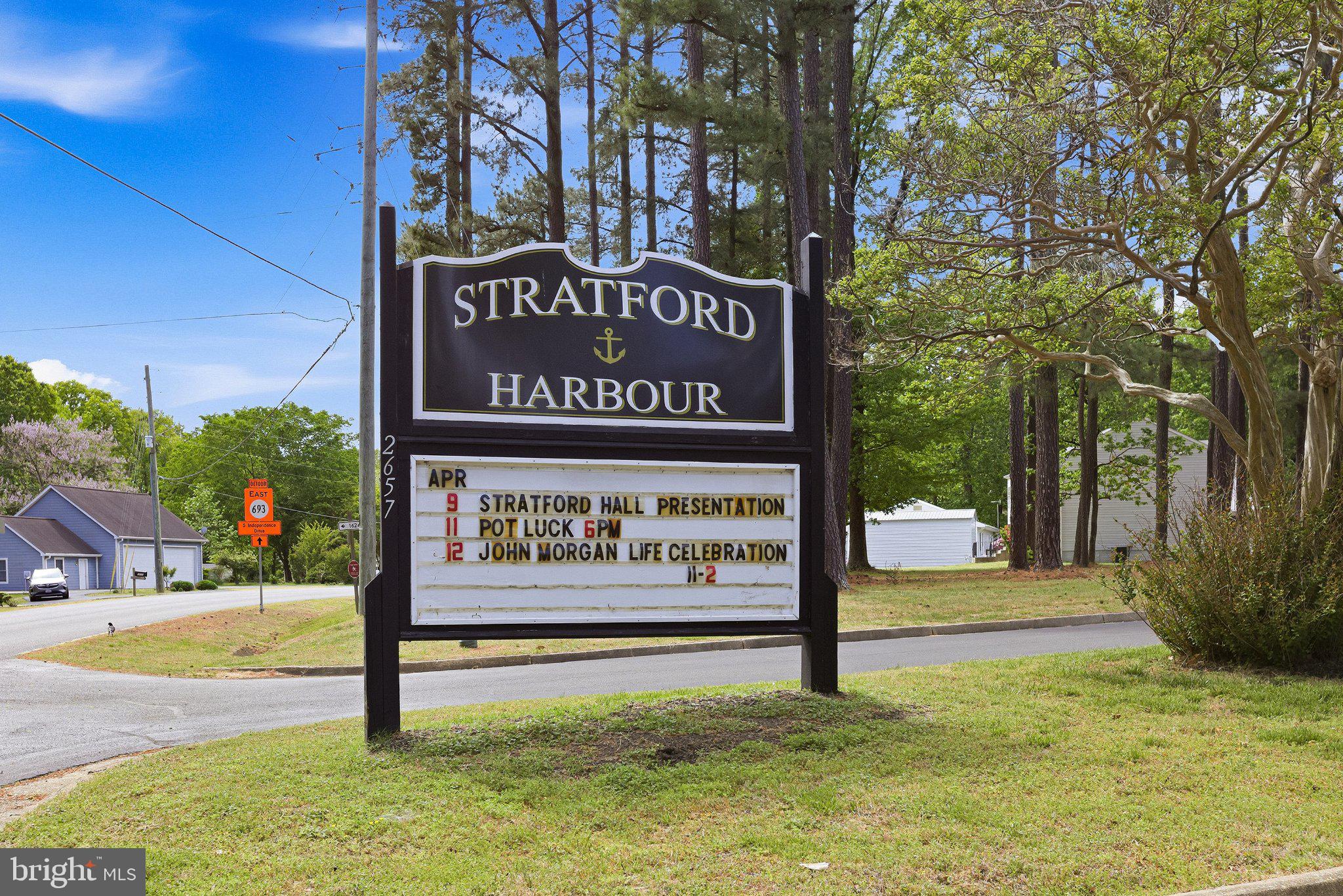 STRATFORD HARBOUR - Land
