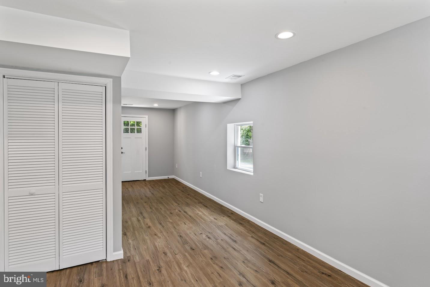 HYNESBORO PARK - Residential