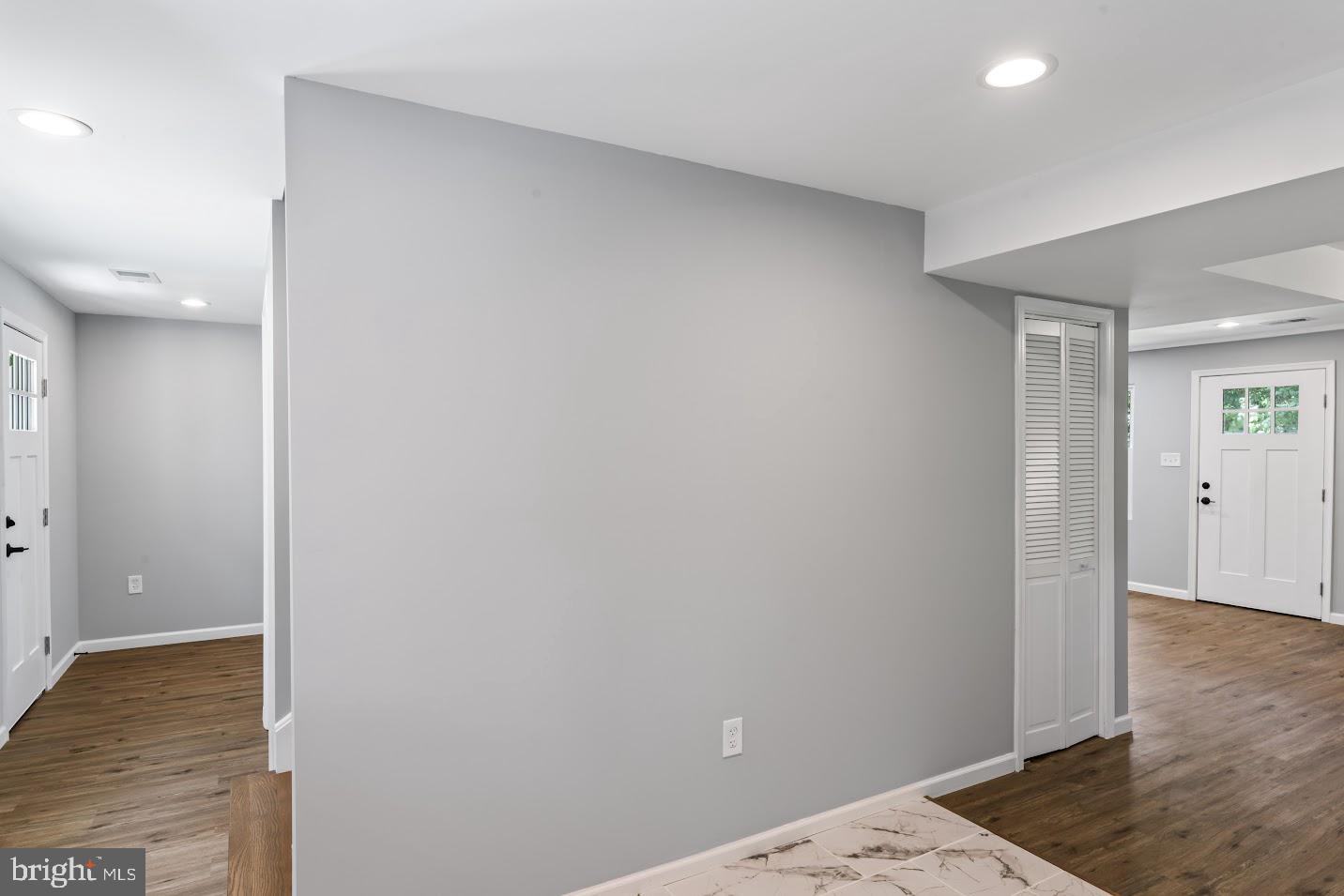 HYNESBORO PARK - Residential