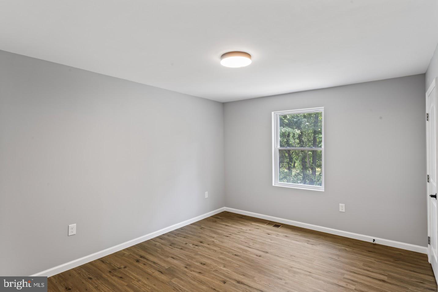 HYNESBORO PARK - Residential