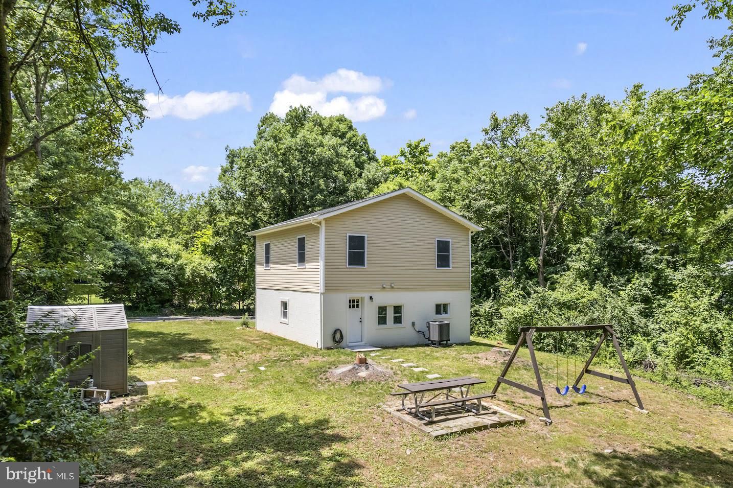 HYNESBORO PARK - Residential