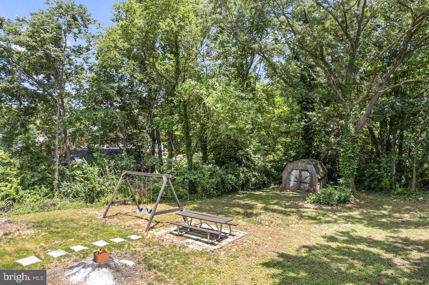 HYNESBORO PARK - Residential