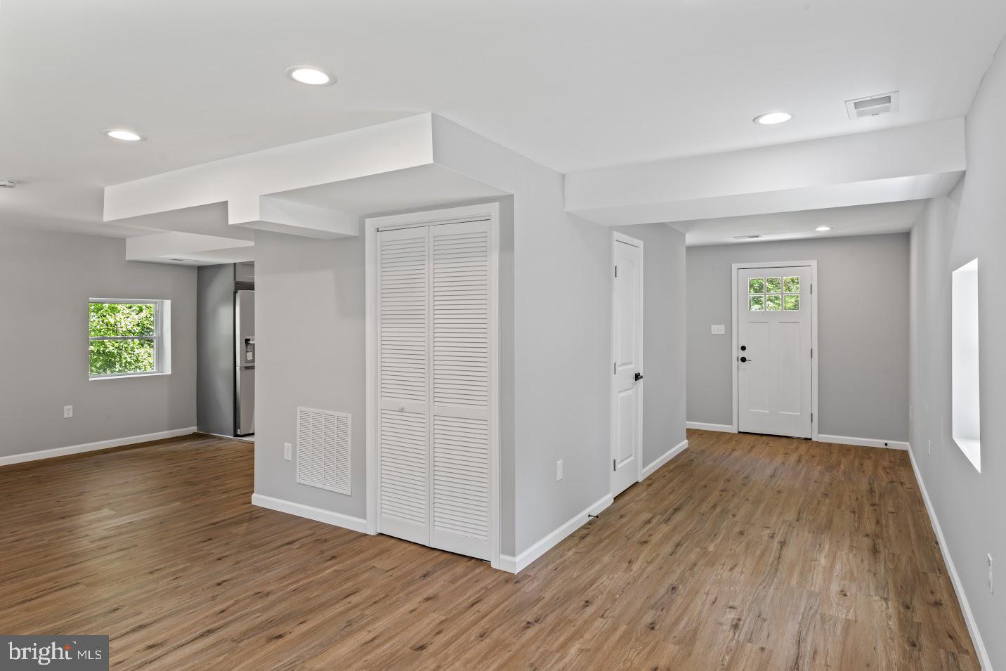 HYNESBORO PARK - Residential