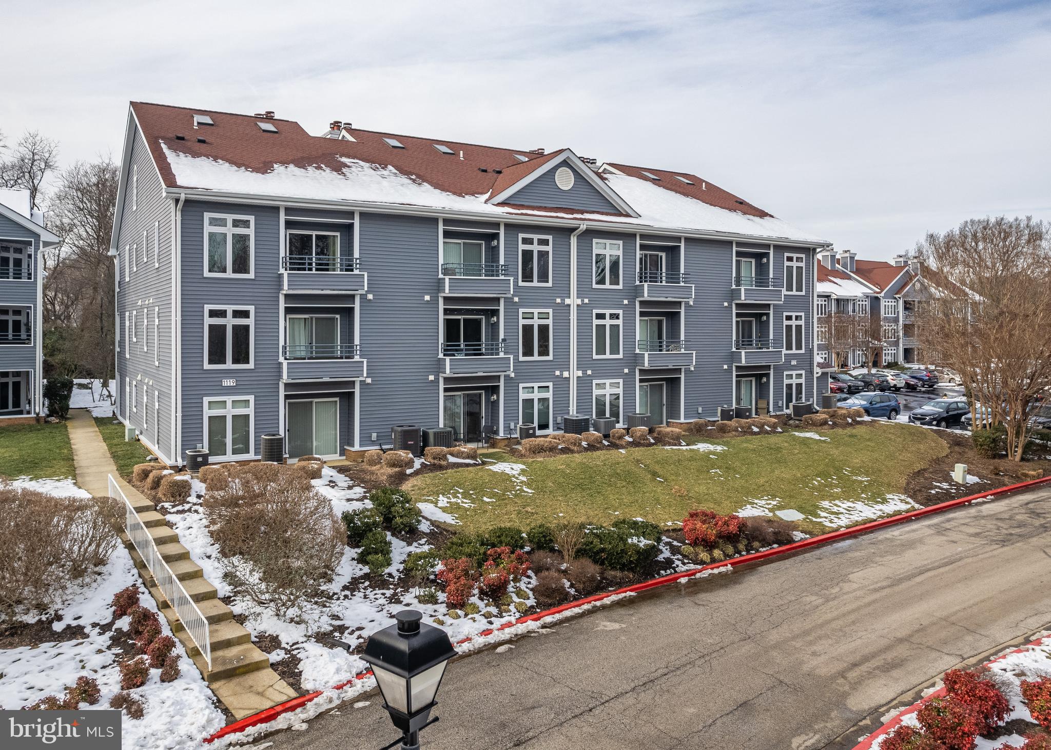 LAKE HERON CONDO - Residential