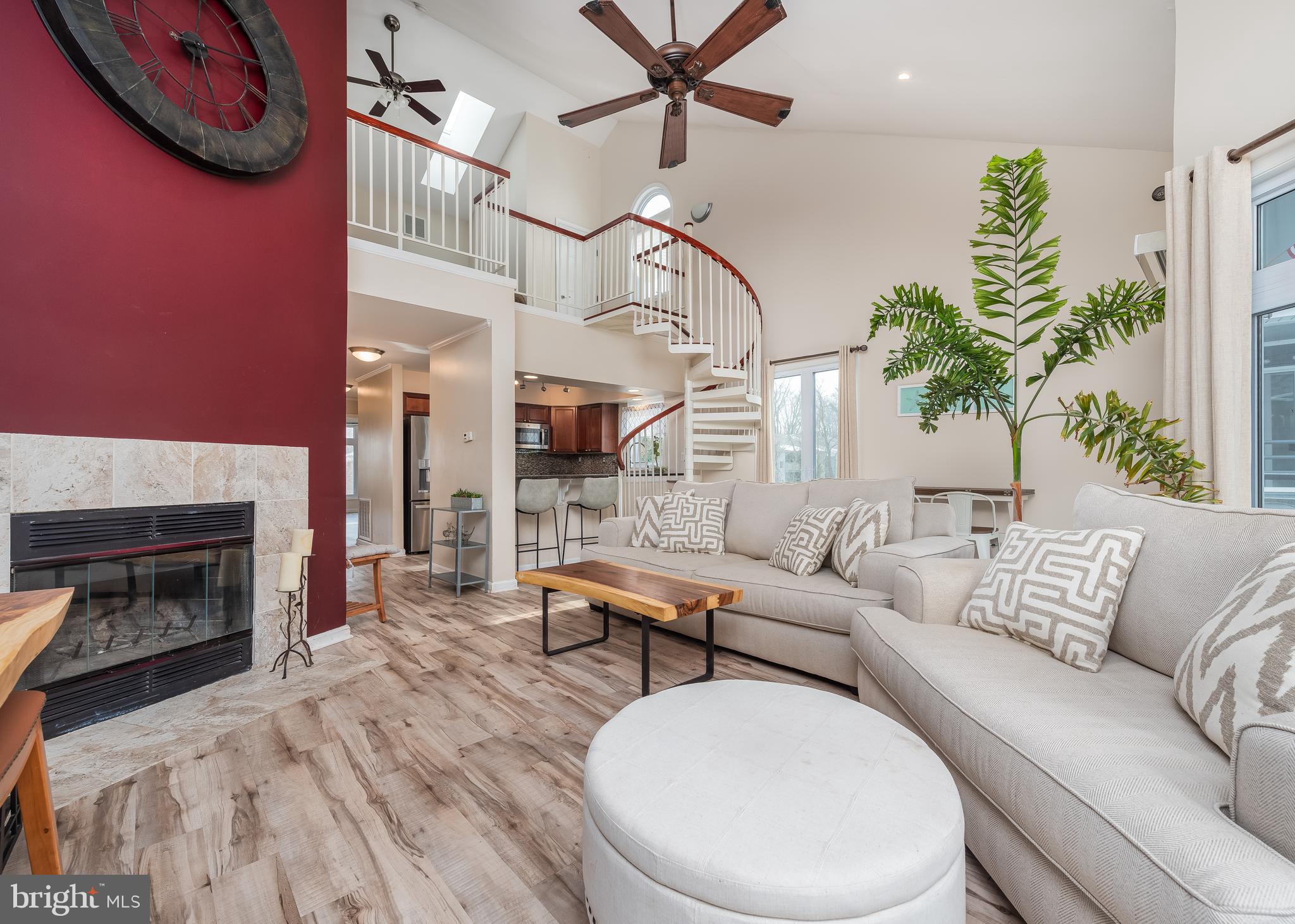 LAKE HERON CONDO - Residential