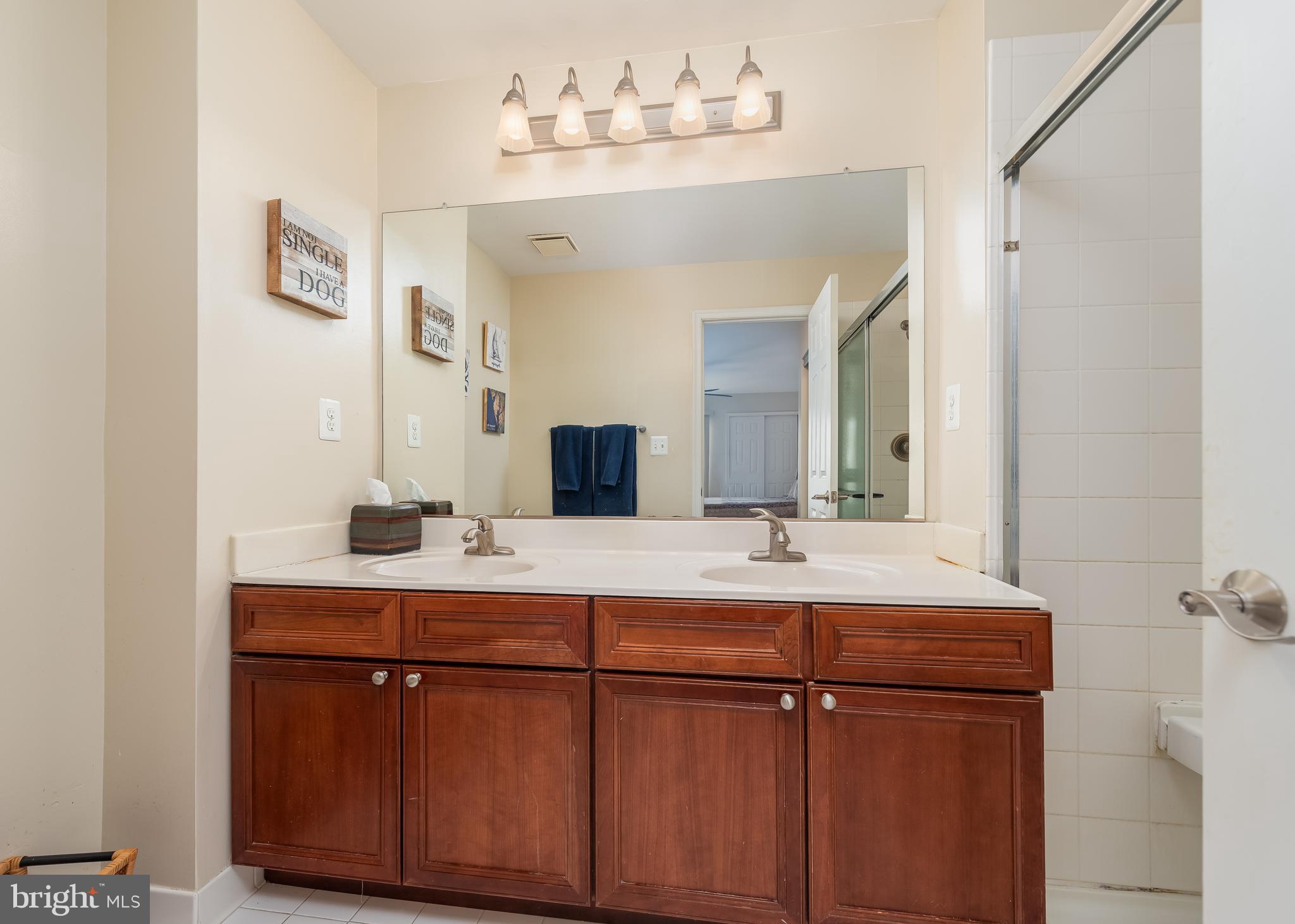 LAKE HERON CONDO - Residential