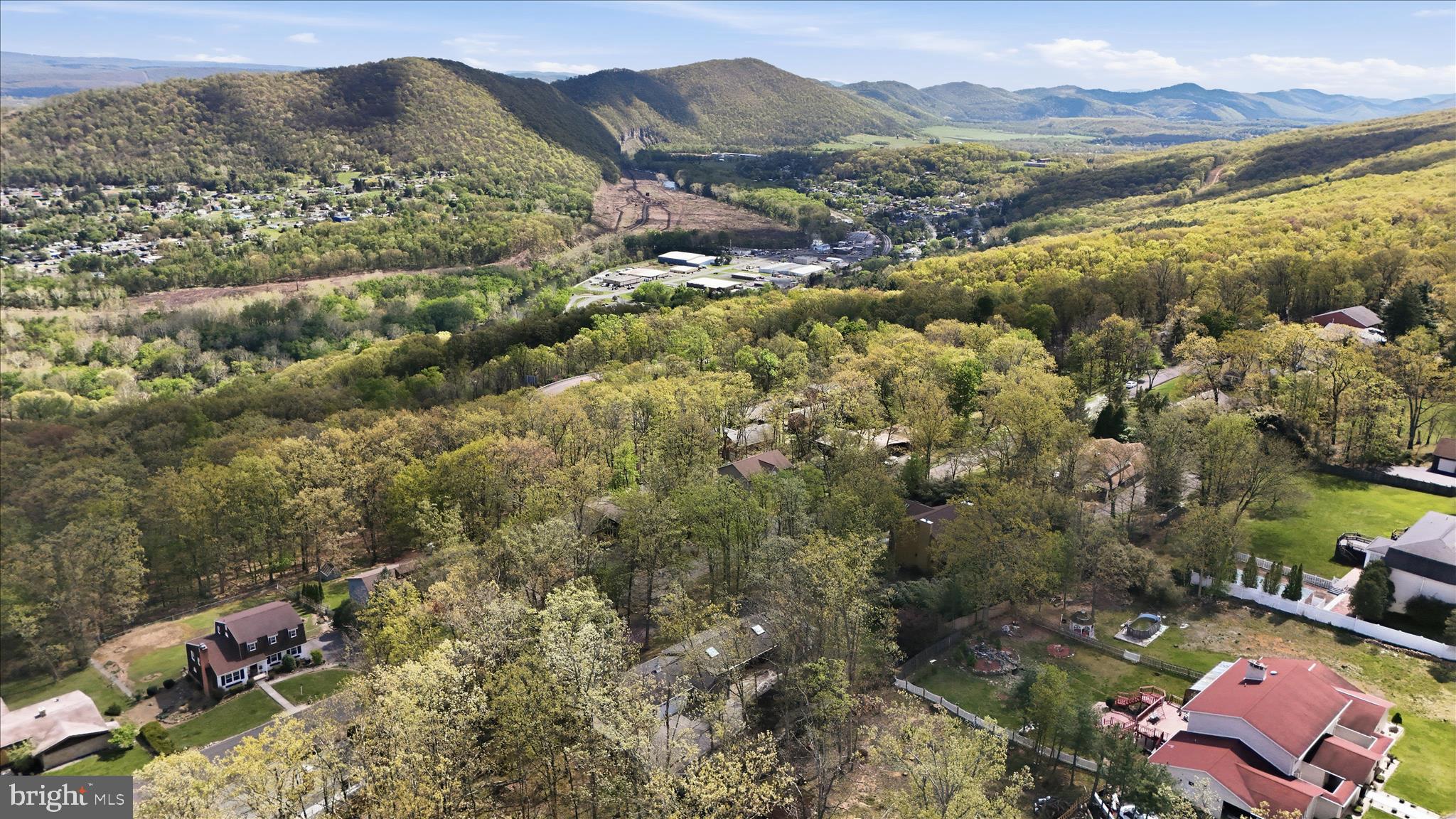 WOODLAND - Residential