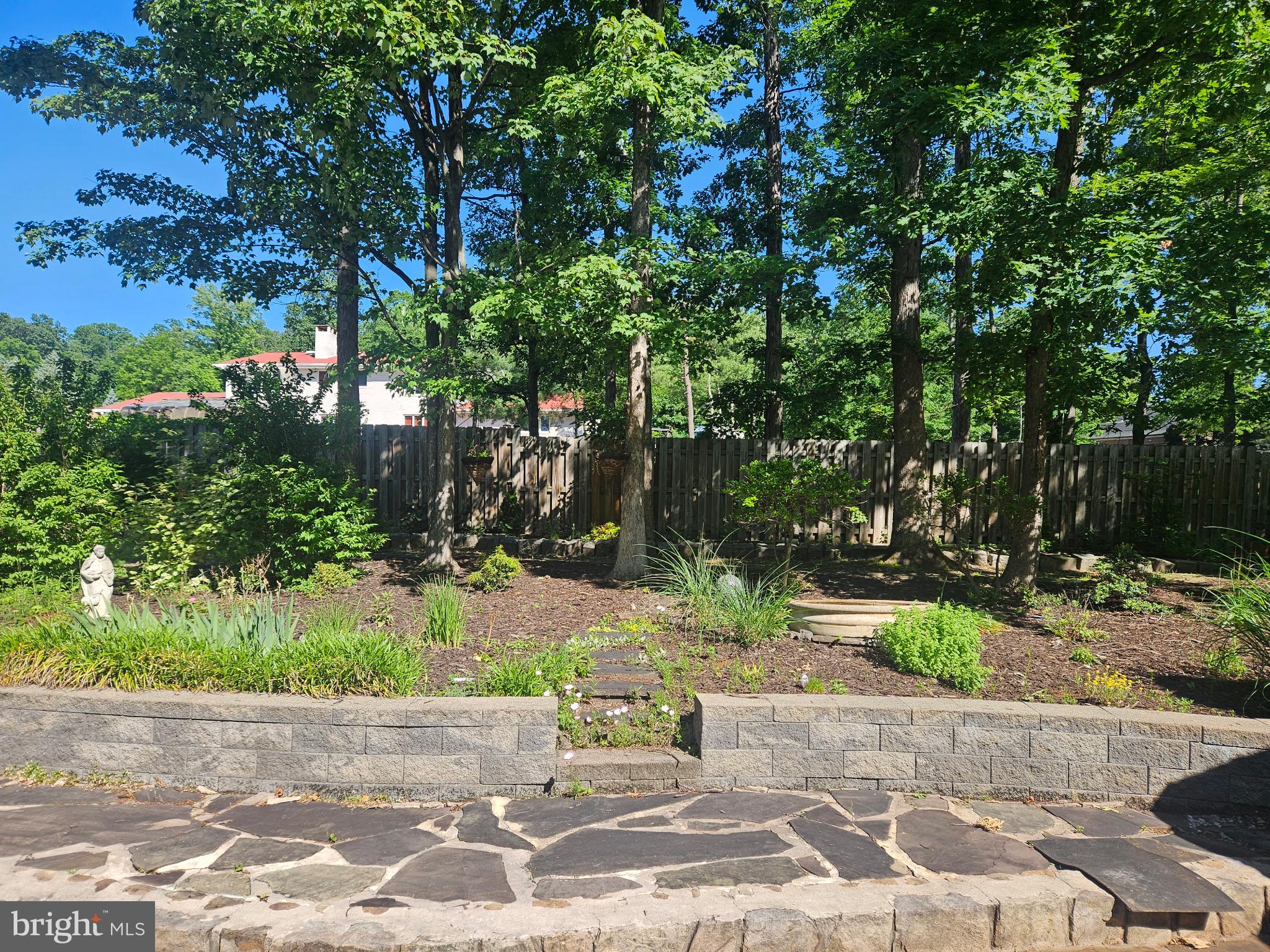 WOODLAND - Residential