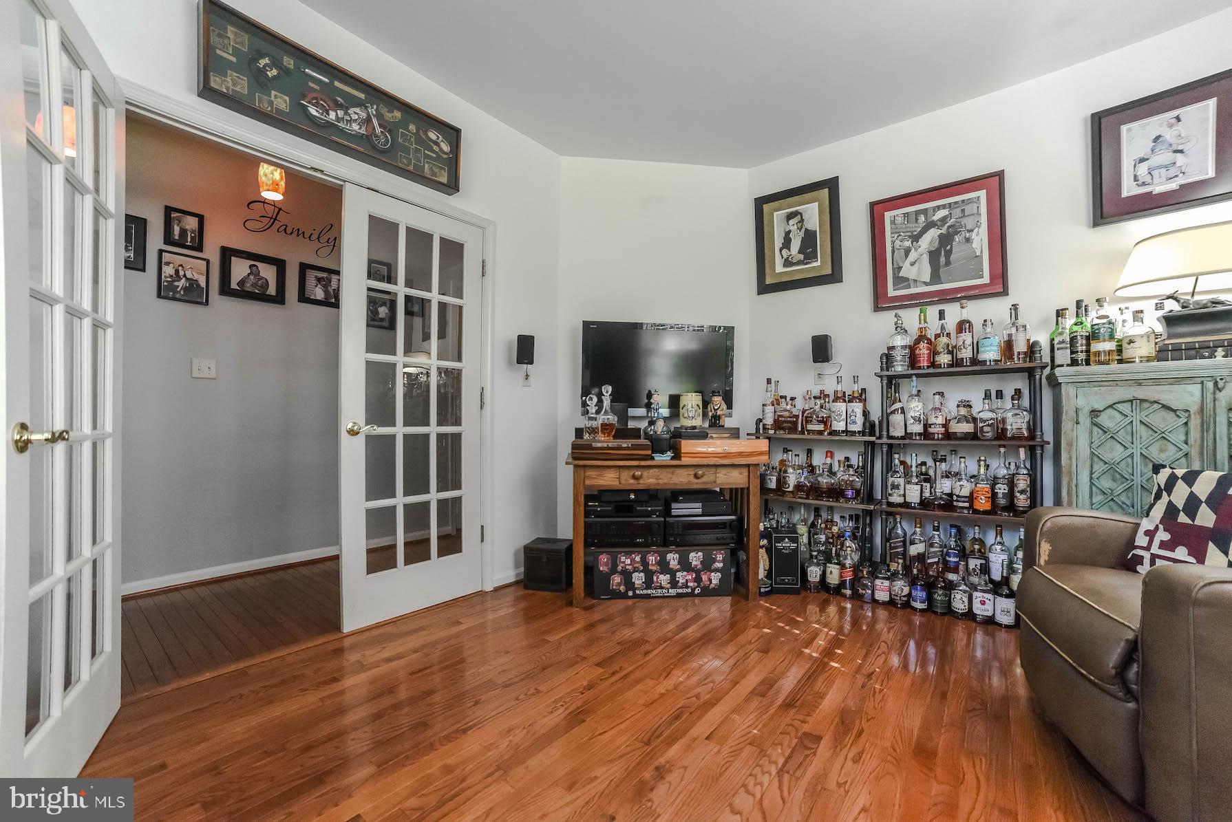 BACK BAY BEACH - Residential