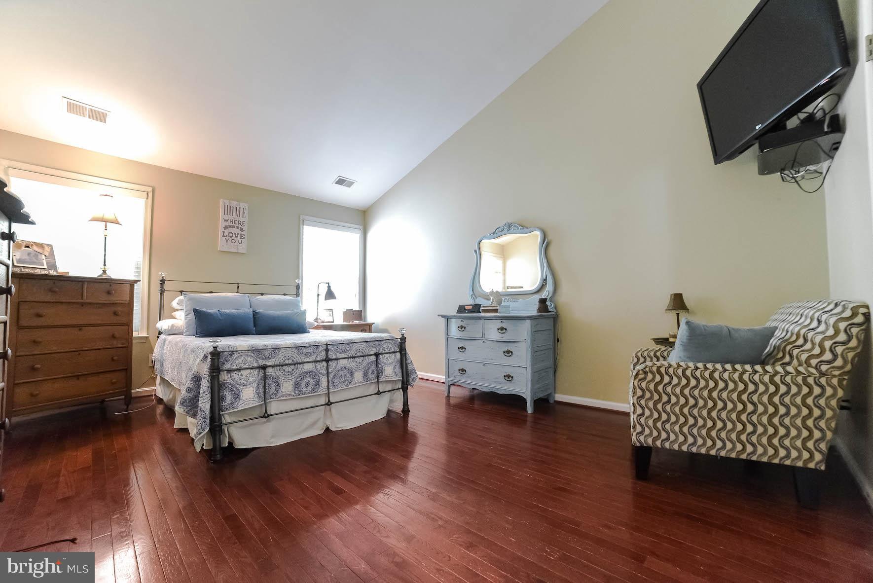 BACK BAY BEACH - Residential