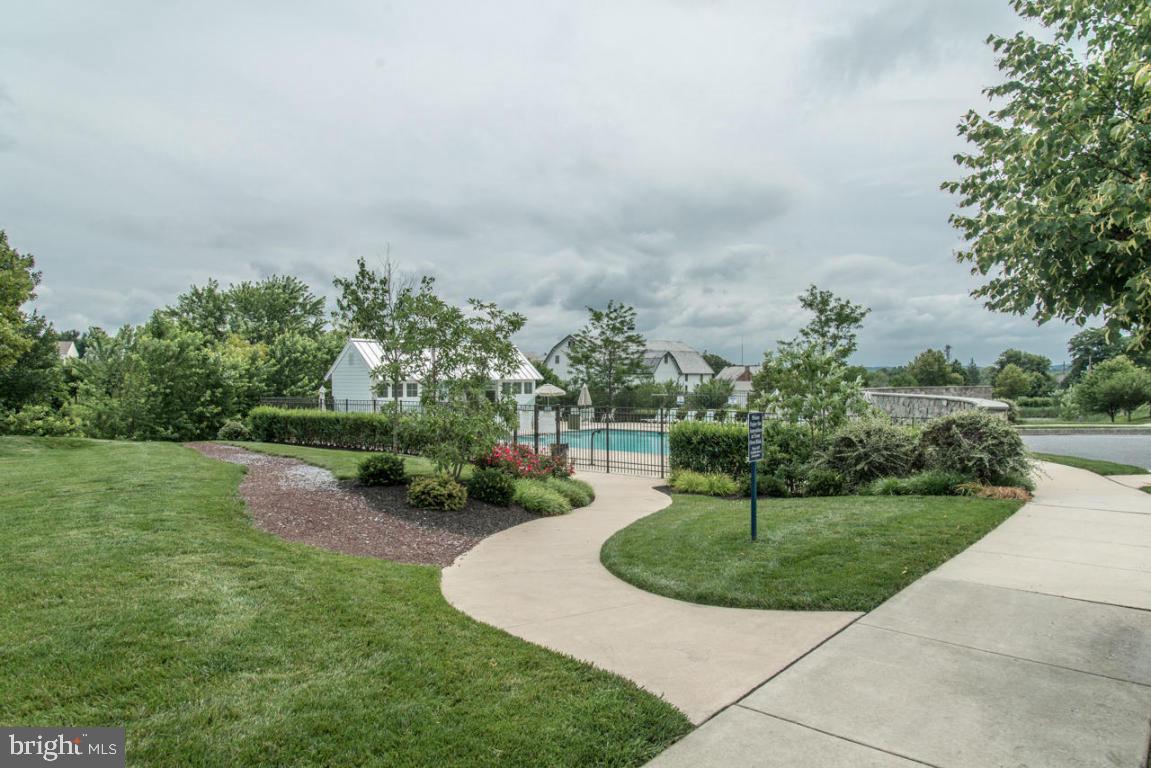FLORIN HILL - Residential