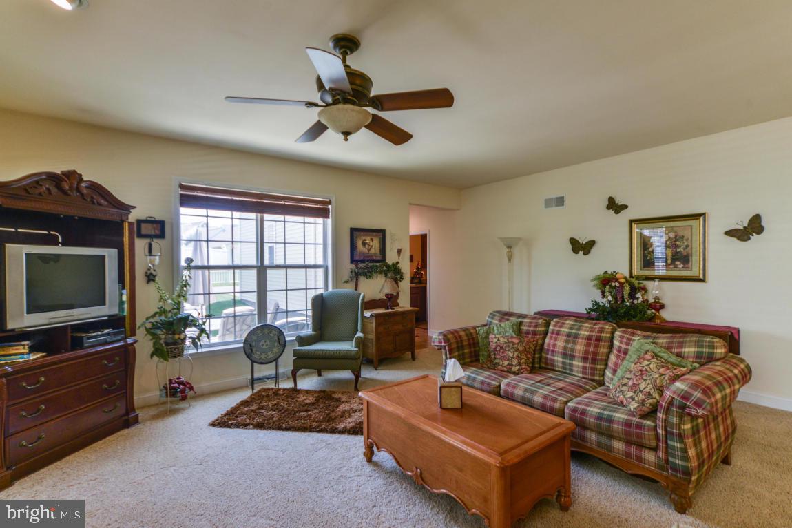 FLORIN HILL - Residential