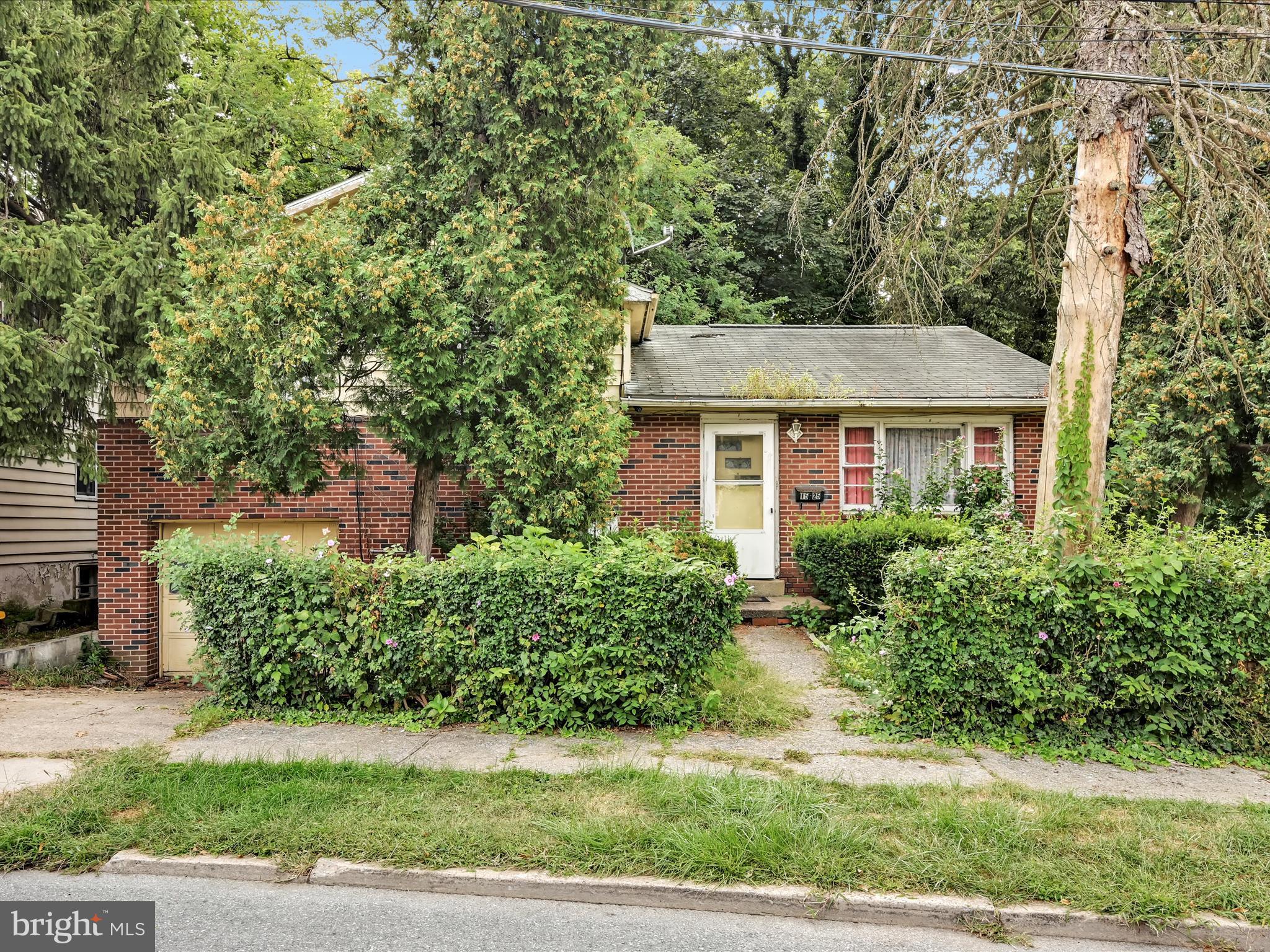 Investor Alert – Value-Add Opportunity in South Harrisburg!
Located at 1525 S 13th Street, this rare detached home offers solid potential for the savvy investor. With 3 bedrooms, 1 bath, and 1,092 sq ft above grade (plus an additional 200 sq ft below grade), this property is priced to reflect the work needed — making it an ideal candidate for a fix-and-hold or flip.
What sets this opportunity apart? The property next door is also available for purchase from the same owner, opening the door for a unique package deal or multi-unit strategy in a growing market.
Situated in South Harrisburg, the home offers easy access to downtown, I-83, and major commuter routes, while being just minutes from restaurants, shops, and city amenities. Whether you're looking to expand your rental portfolio or bring a vision to life, this property delivers on potential and location.
Don't miss out on a chance to invest in one of Harrisburg’s most accessible neighborhoods — with double the opportunity right next door.