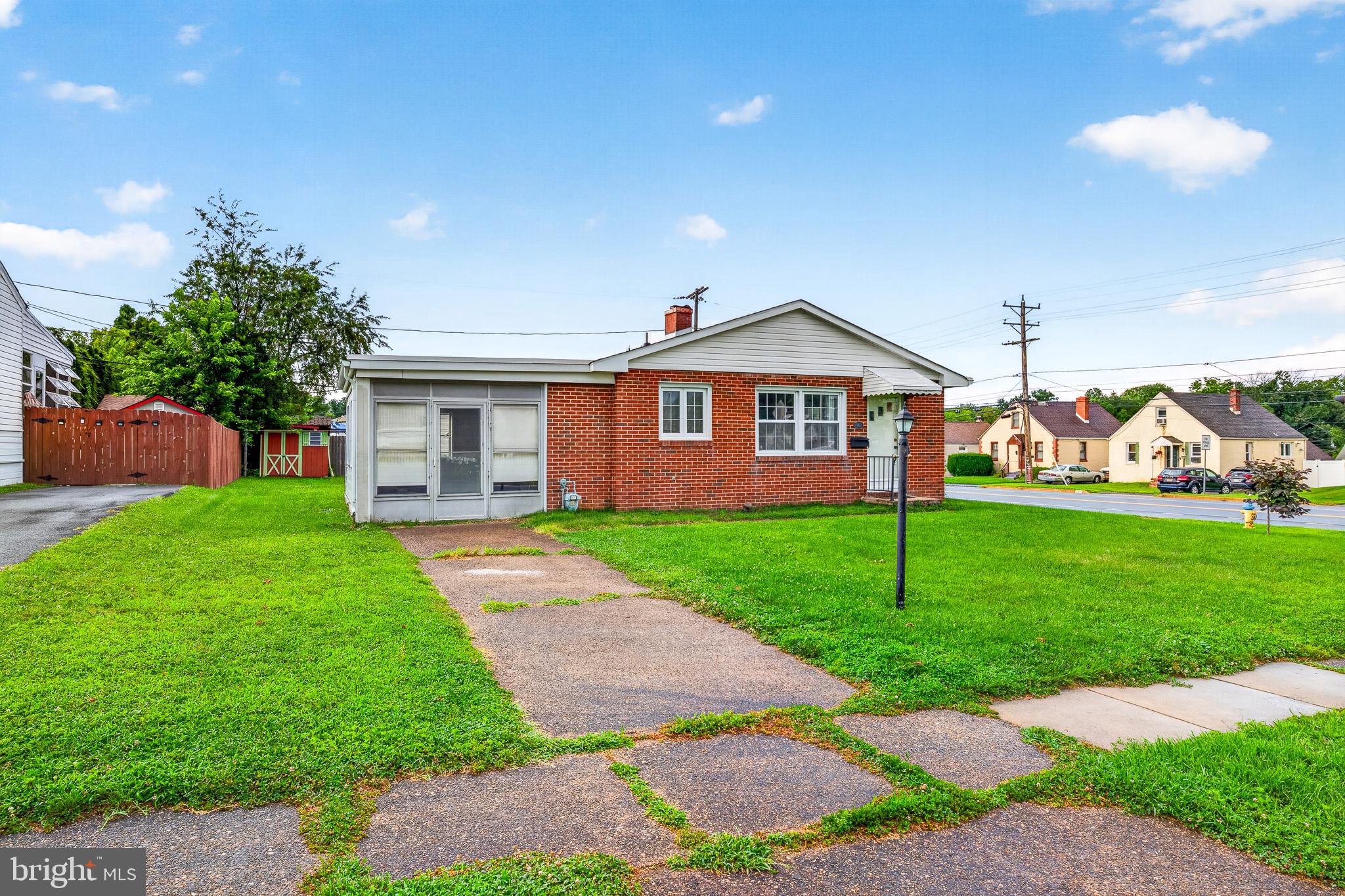2400 NEWELL DRIVE