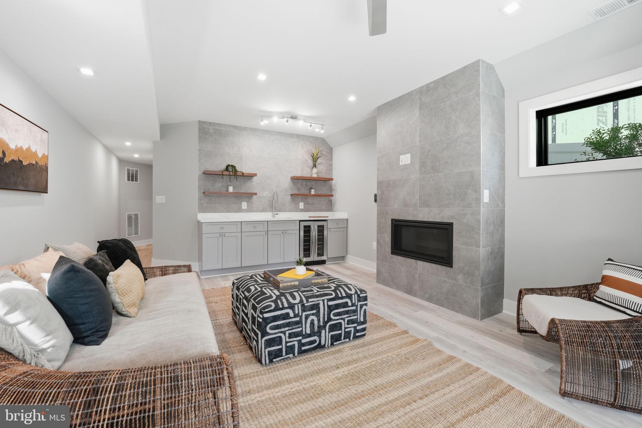 CHERRYDALE - Residential