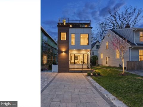 Homes For Sale - 2211 Military Road<br/> Arlington County, ARLINGTON, VA 22207