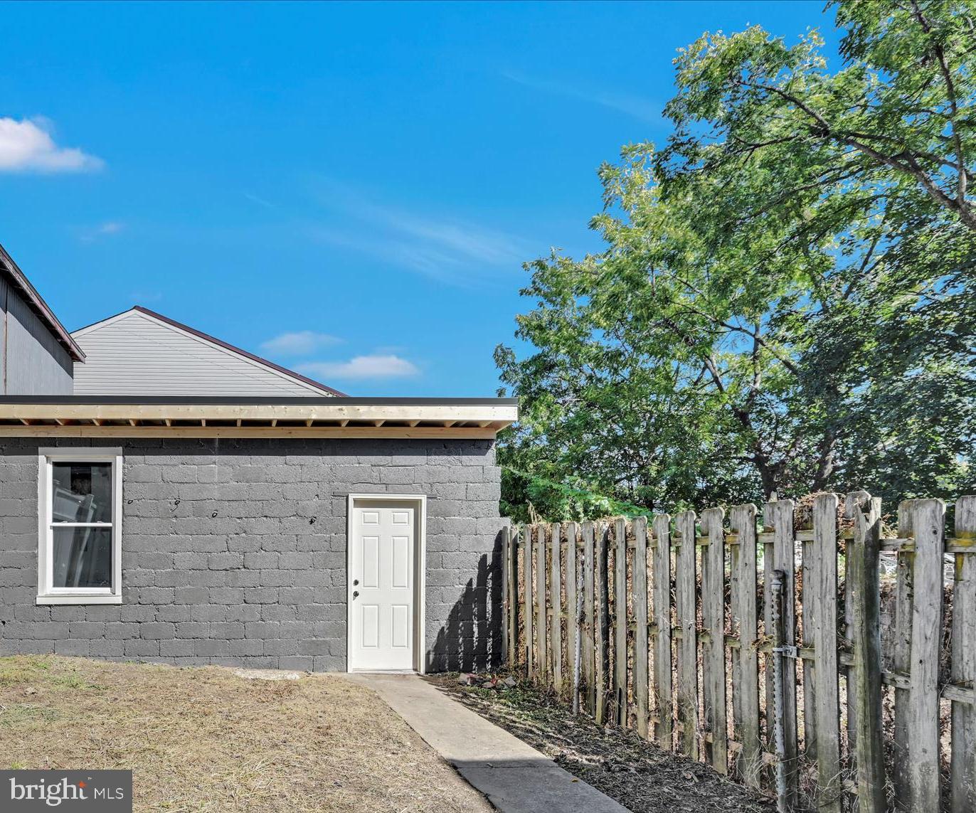 LANCASTER CITY WARD 7 - Residential Income