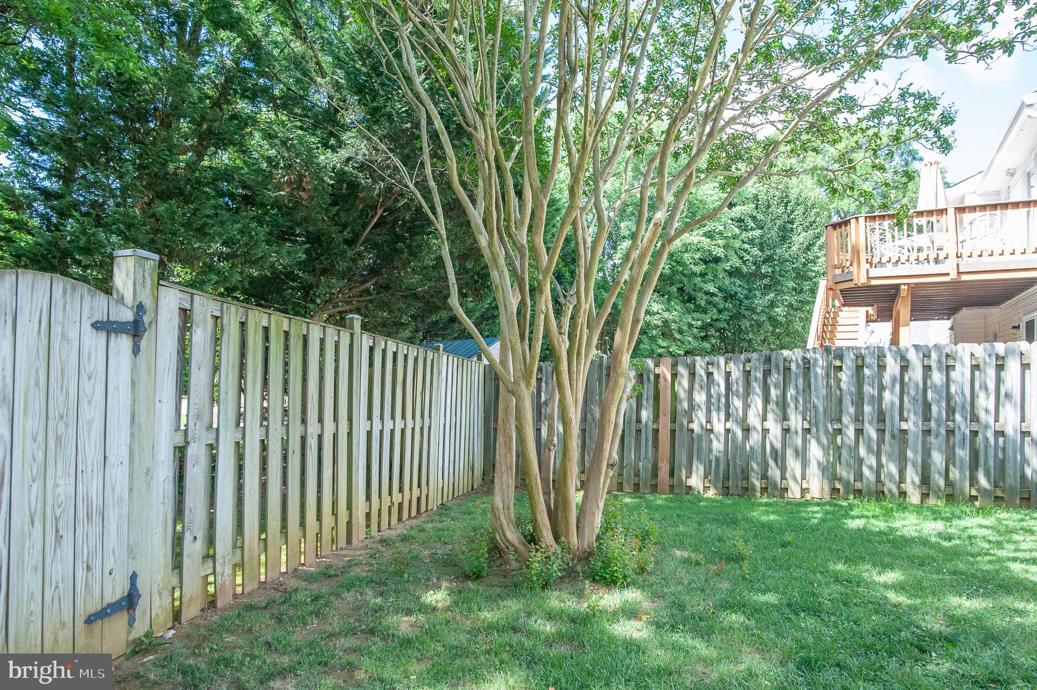 LANDSDOWNE - Residential Lease