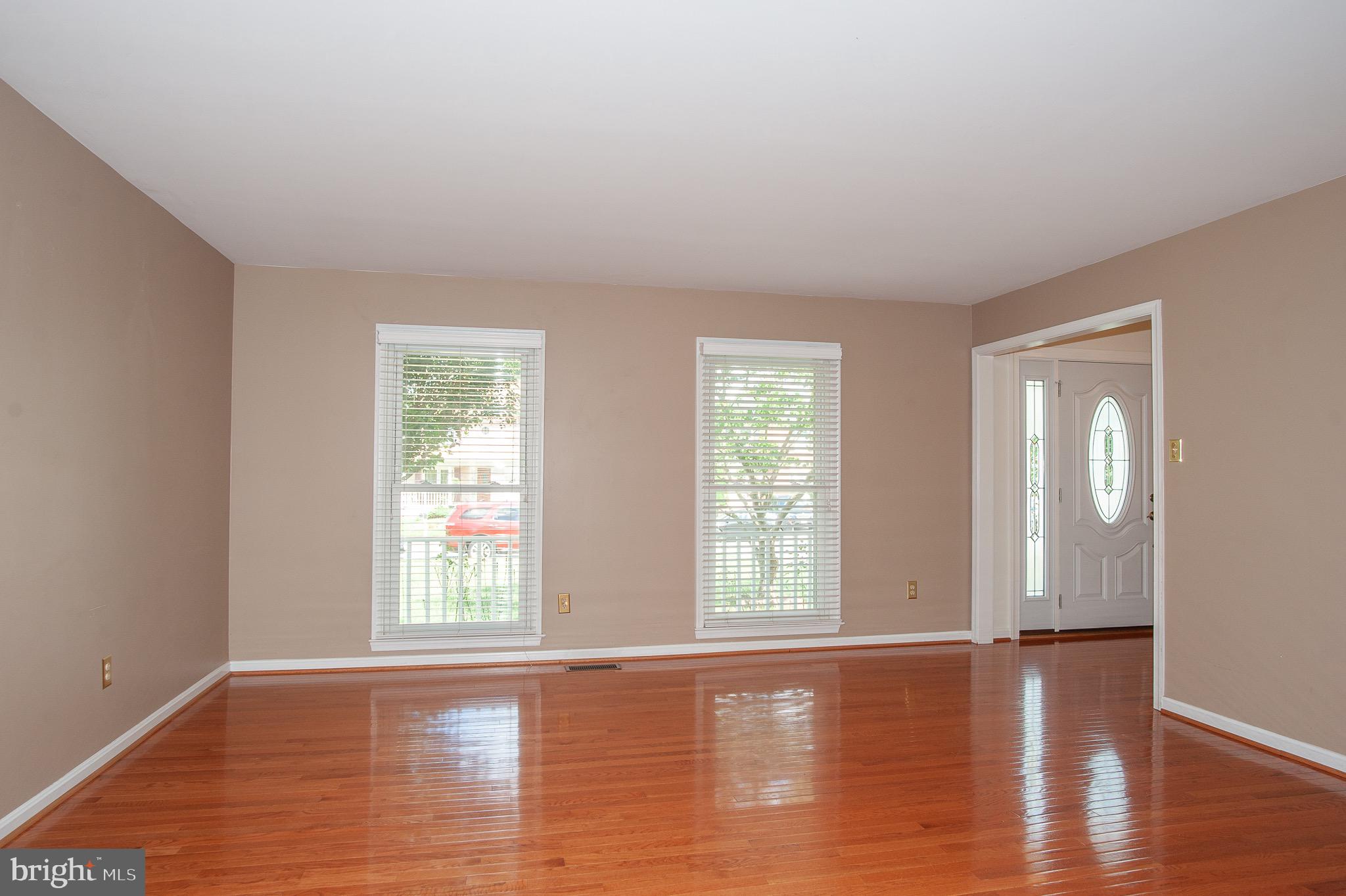 LANDSDOWNE - Residential Lease