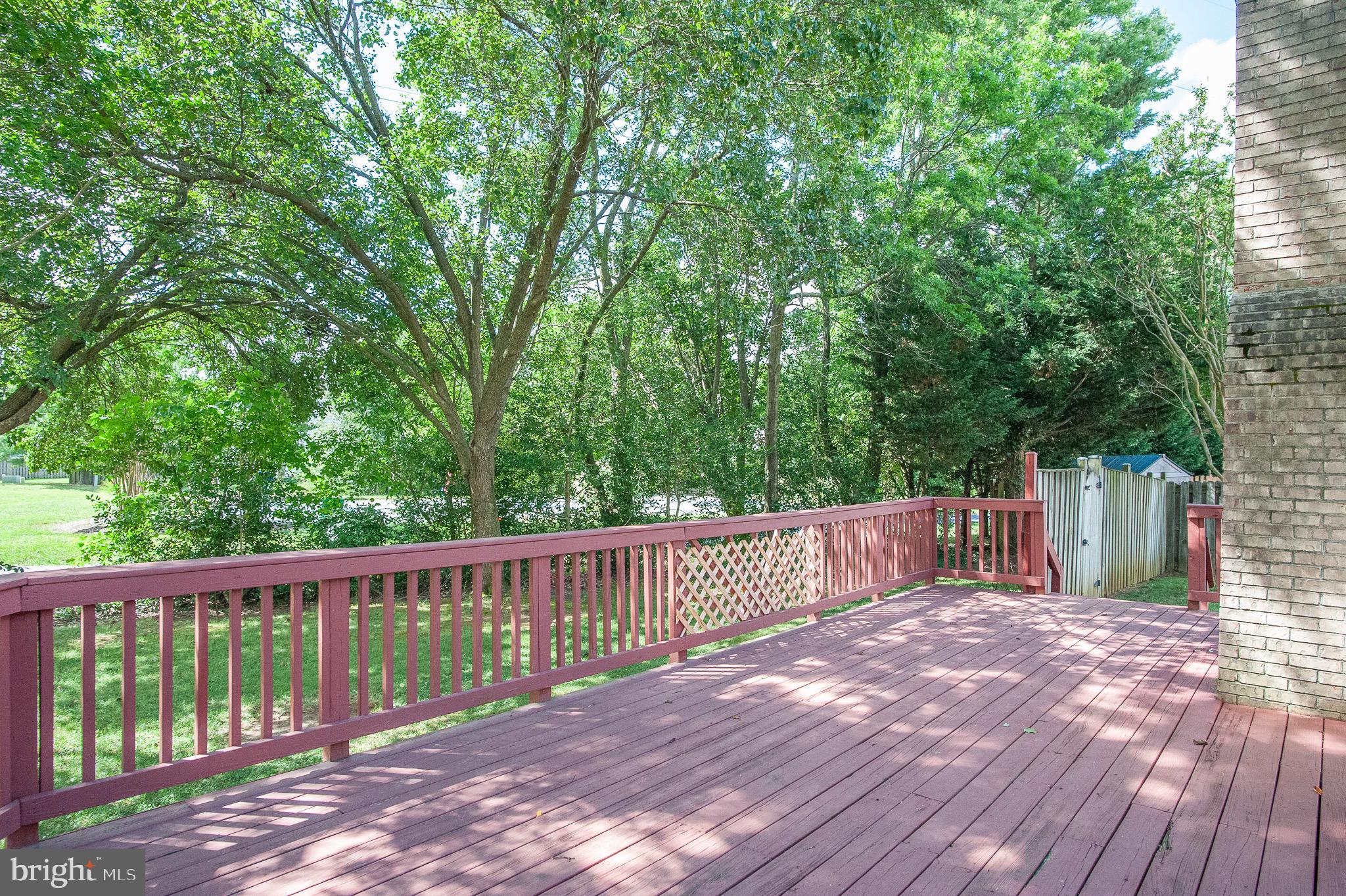 LANDSDOWNE - Residential Lease