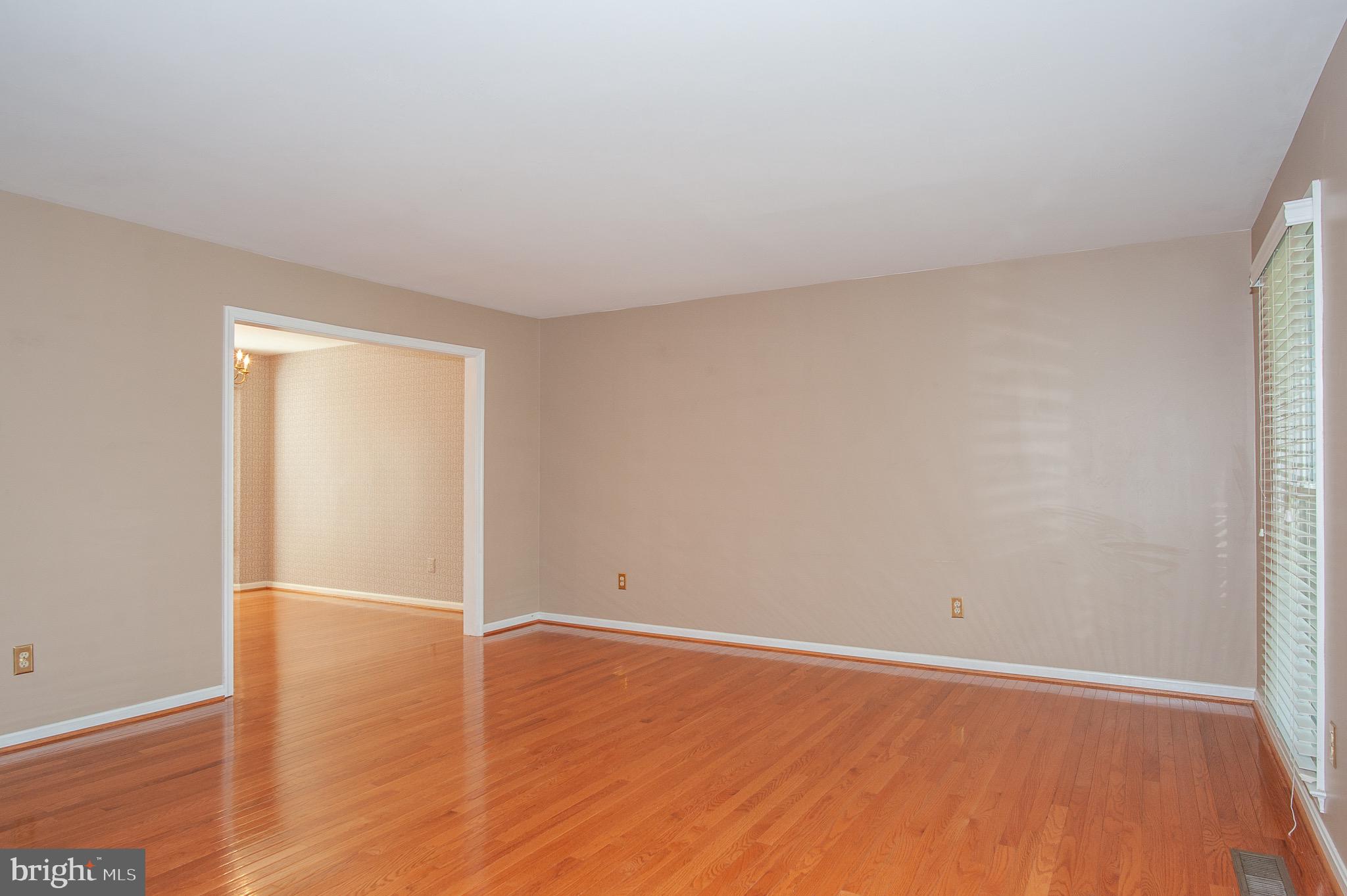 LANDSDOWNE - Residential Lease