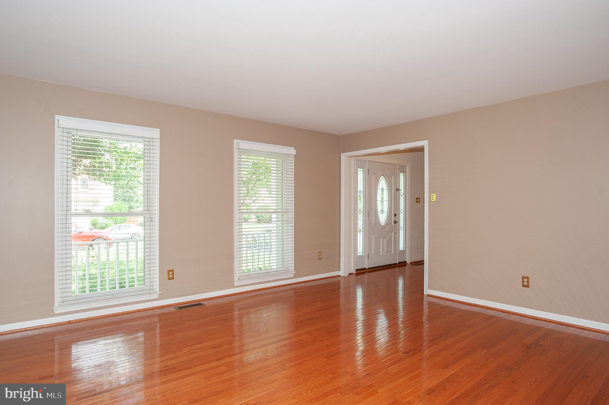 LANDSDOWNE - Residential Lease