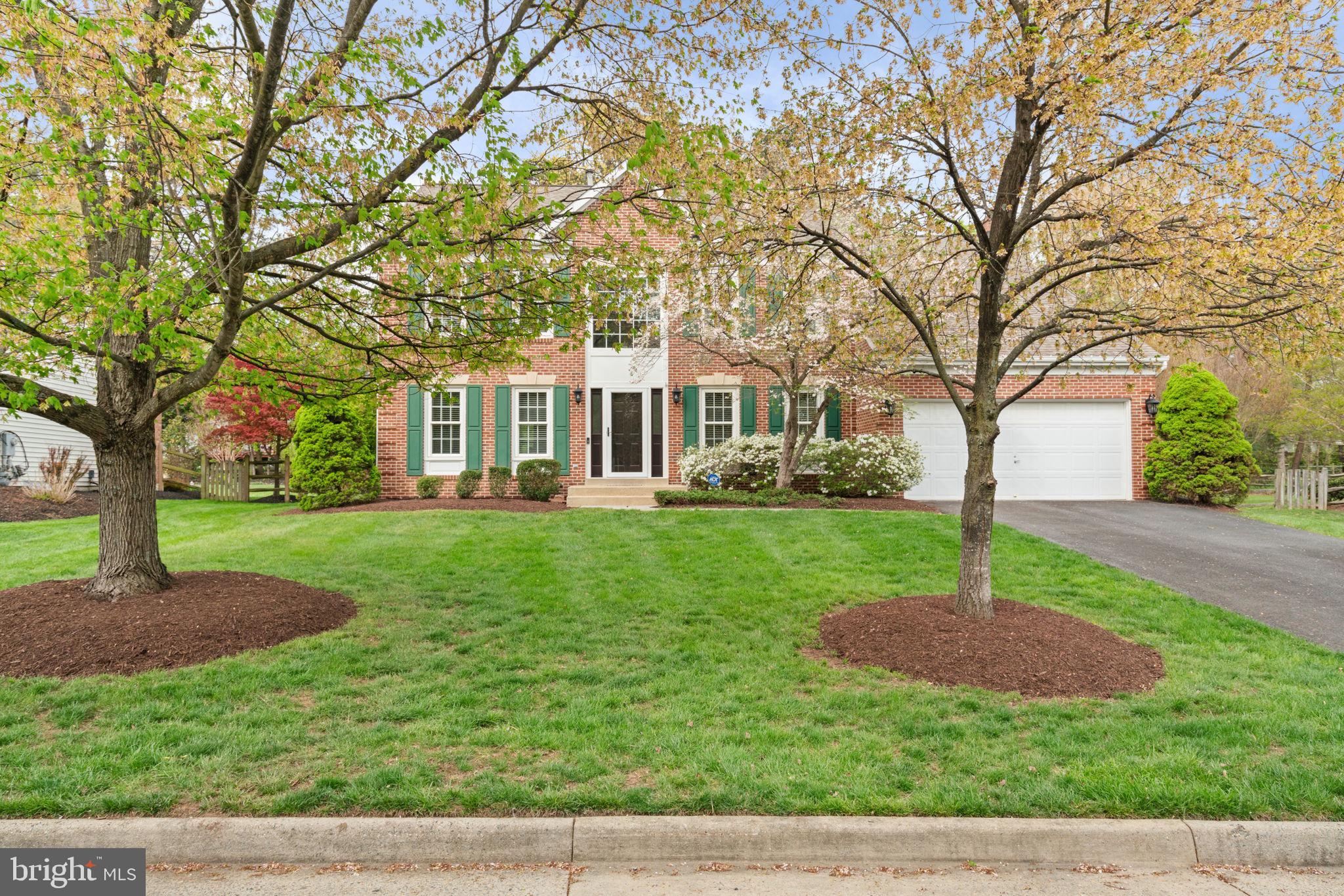 6474 GRISTMILL SQUARE LANE