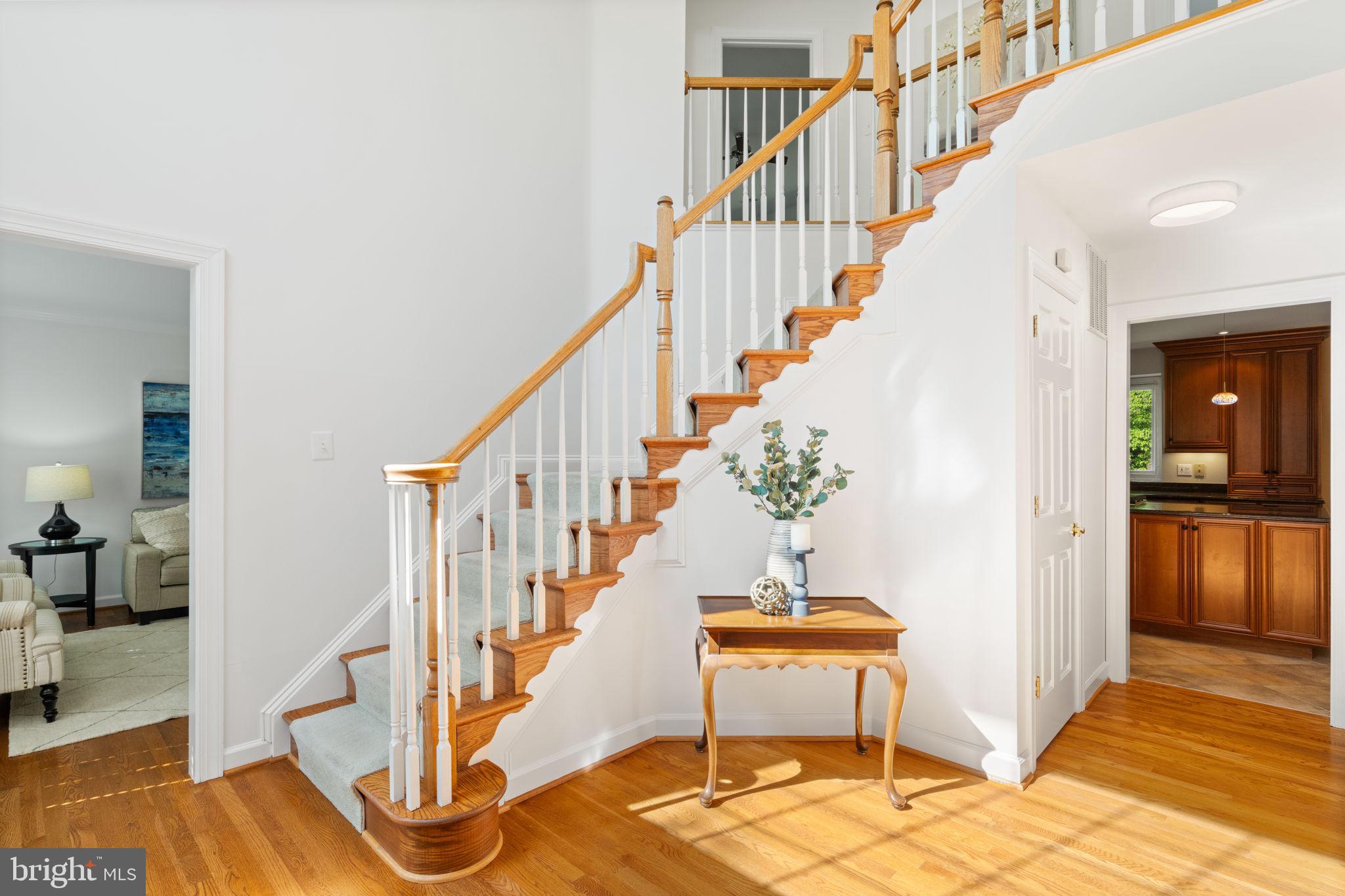 6474 GRISTMILL SQUARE LANE