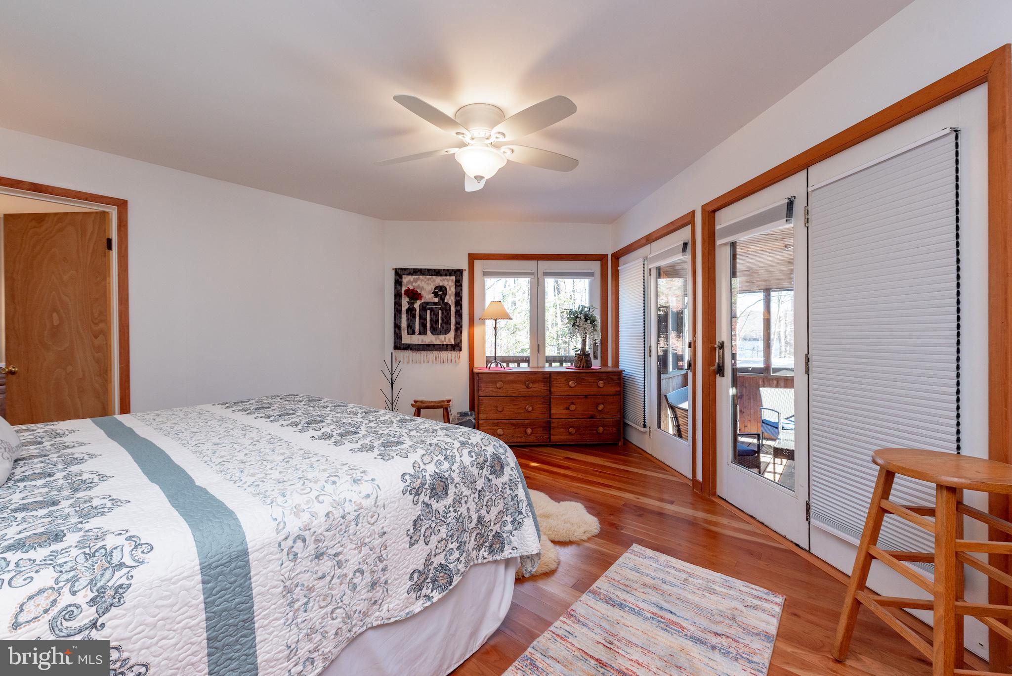 LAKE FOREST - Residential