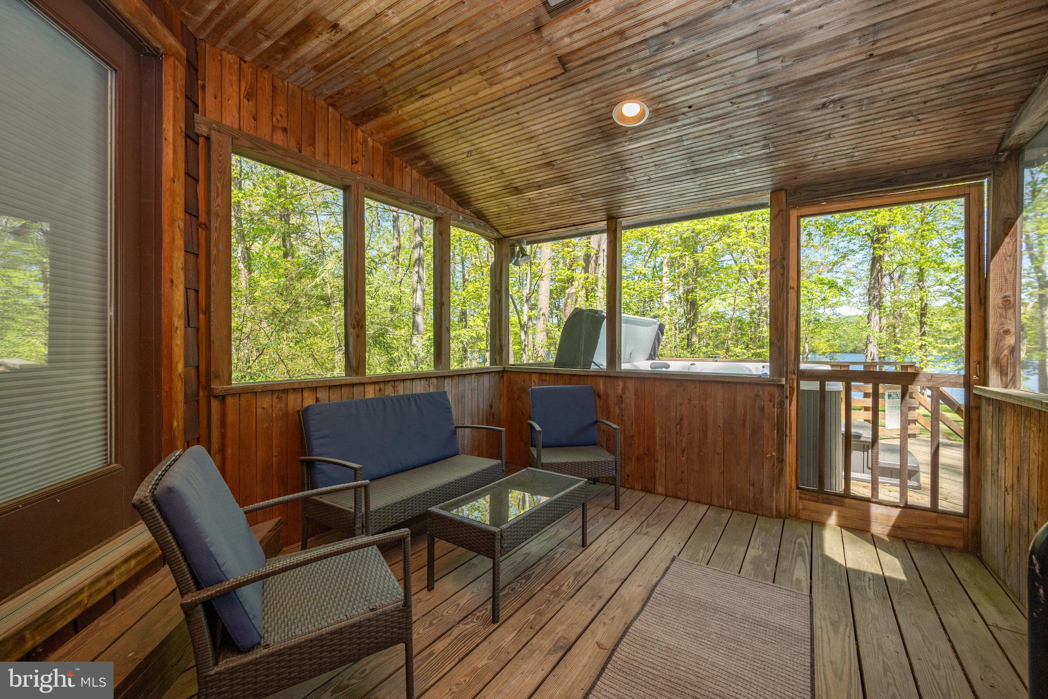 LAKE FOREST - Residential